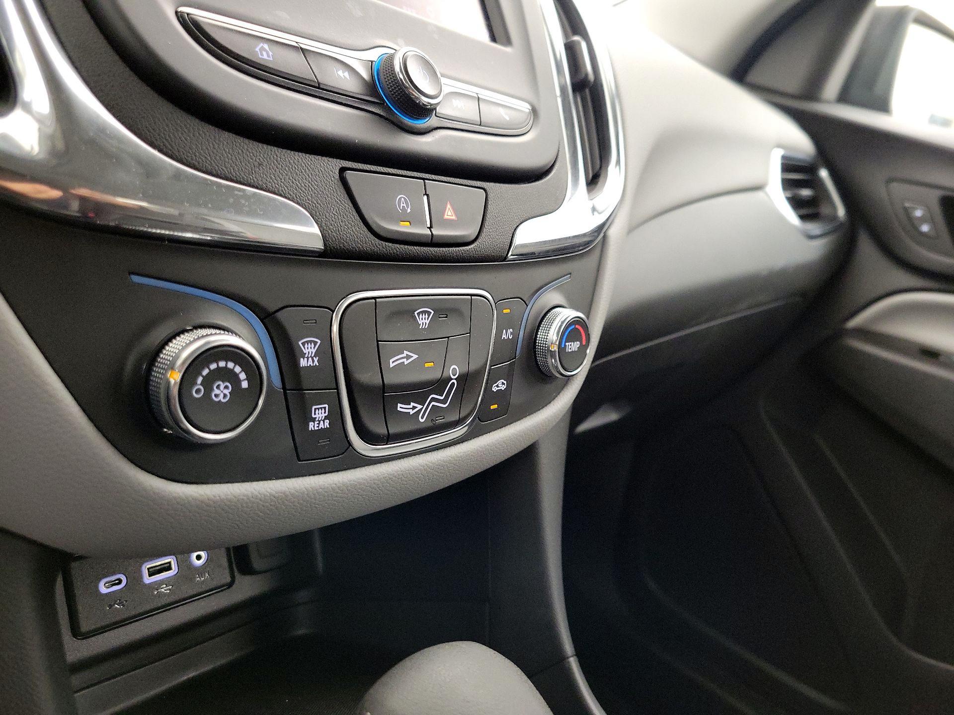 Thumbnail: 2022 Chevrolet Equinox - 16