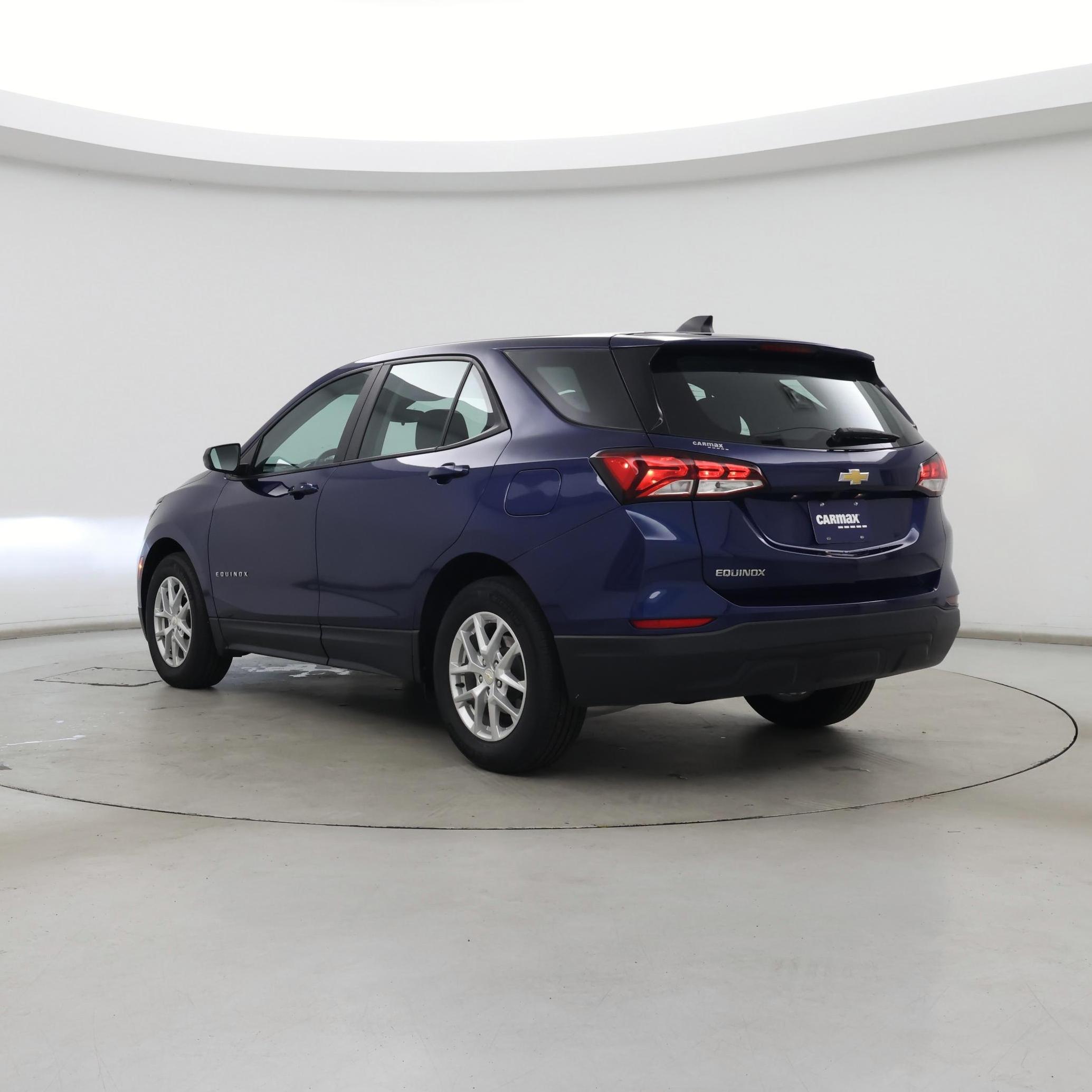 Thumbnail: 2022 Chevrolet Equinox - 2