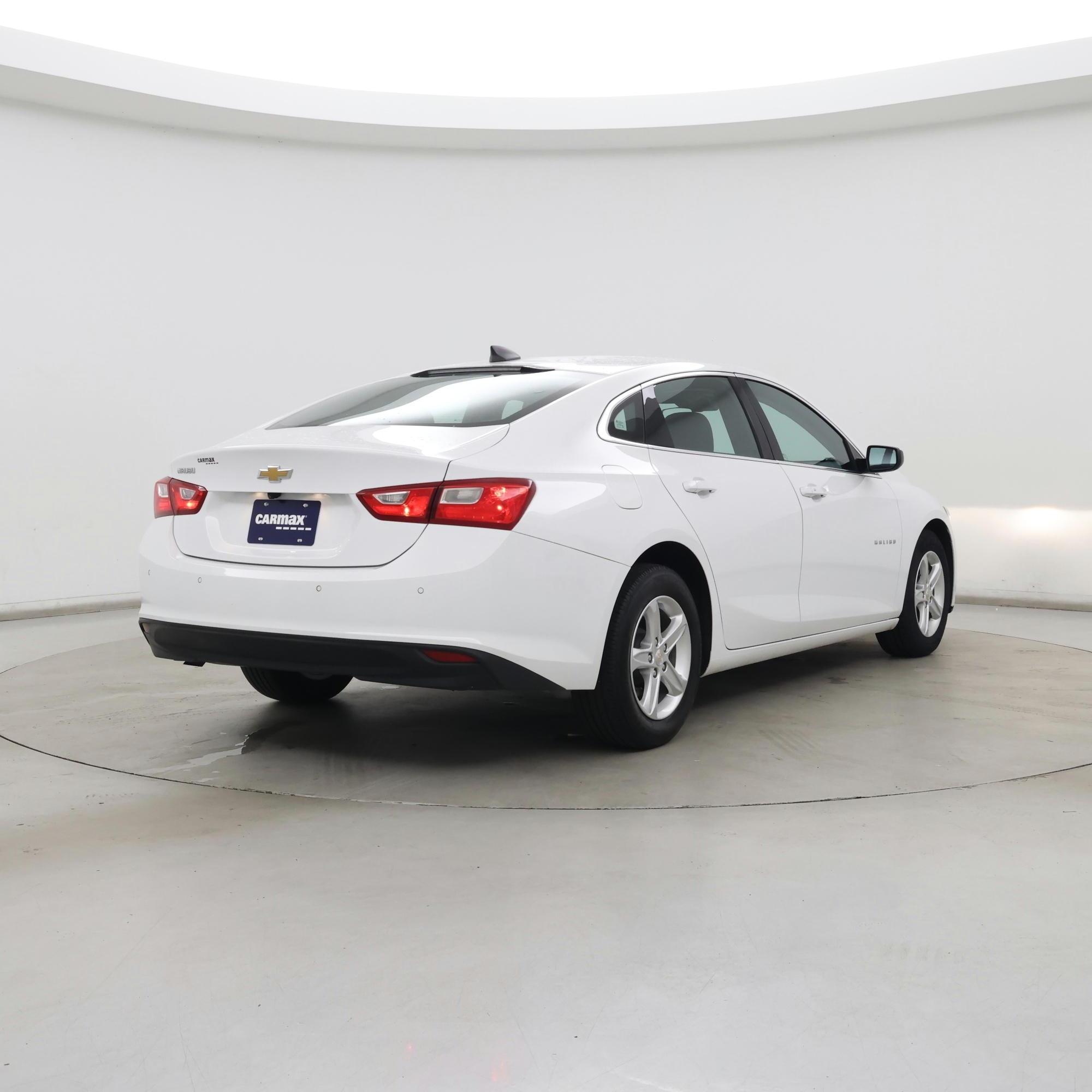 Thumbnail: 2023 Chevrolet Malibu - 8