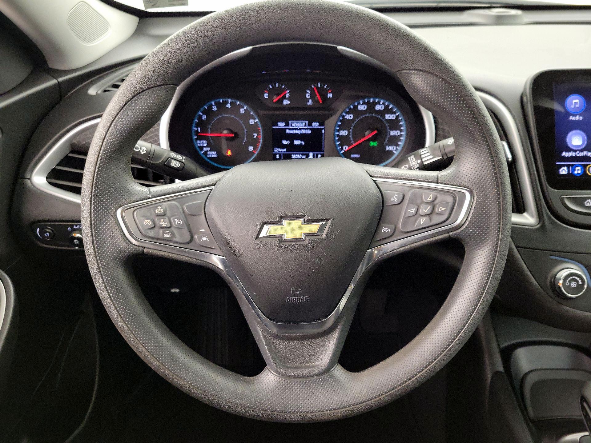 Thumbnail: 2023 Chevrolet Malibu - 10