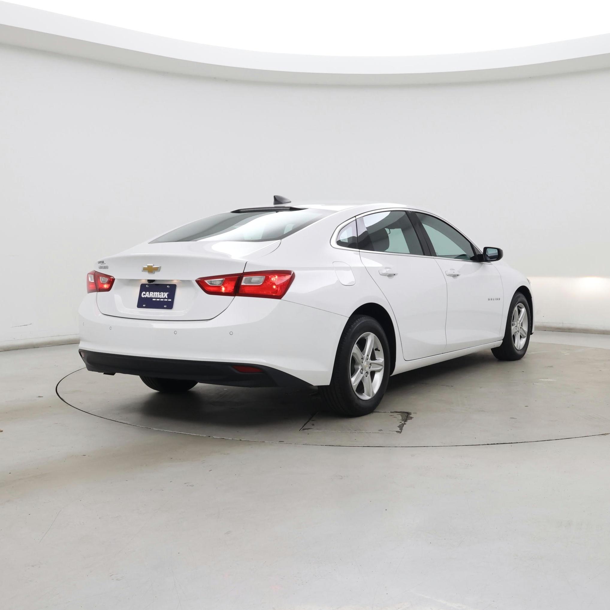Thumbnail: 2023 Chevrolet Malibu - 8