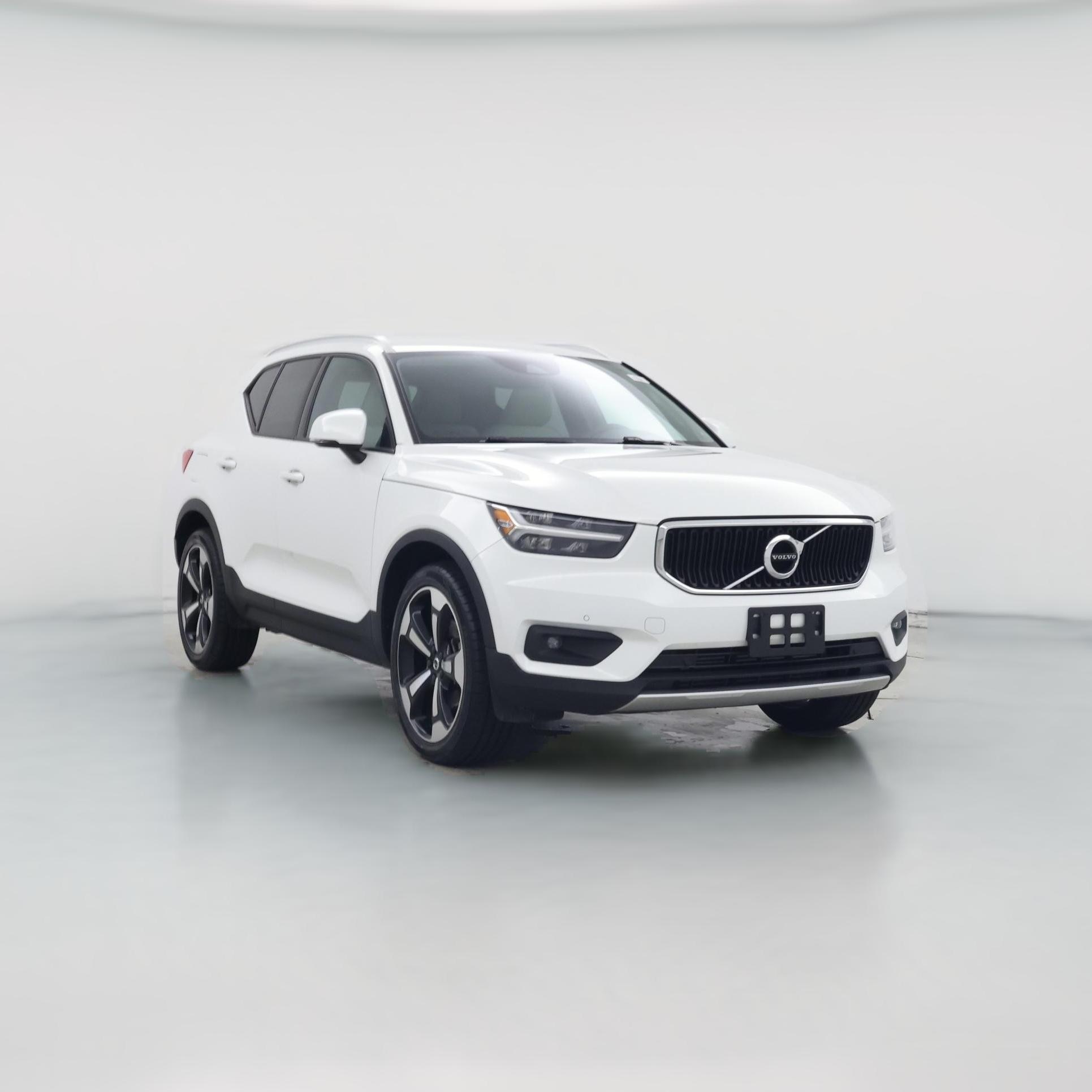 Thumbnail: 2022 Volvo XC40 - 1