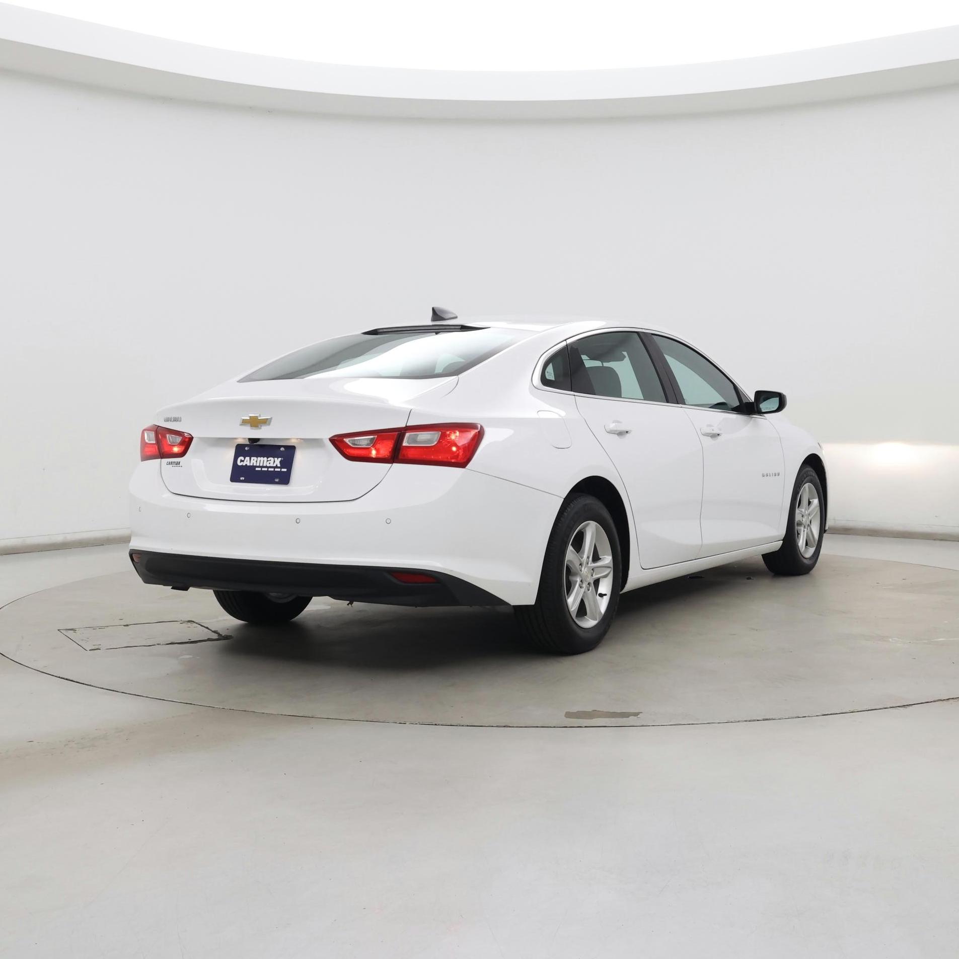 Thumbnail: 2023 Chevrolet Malibu - 8