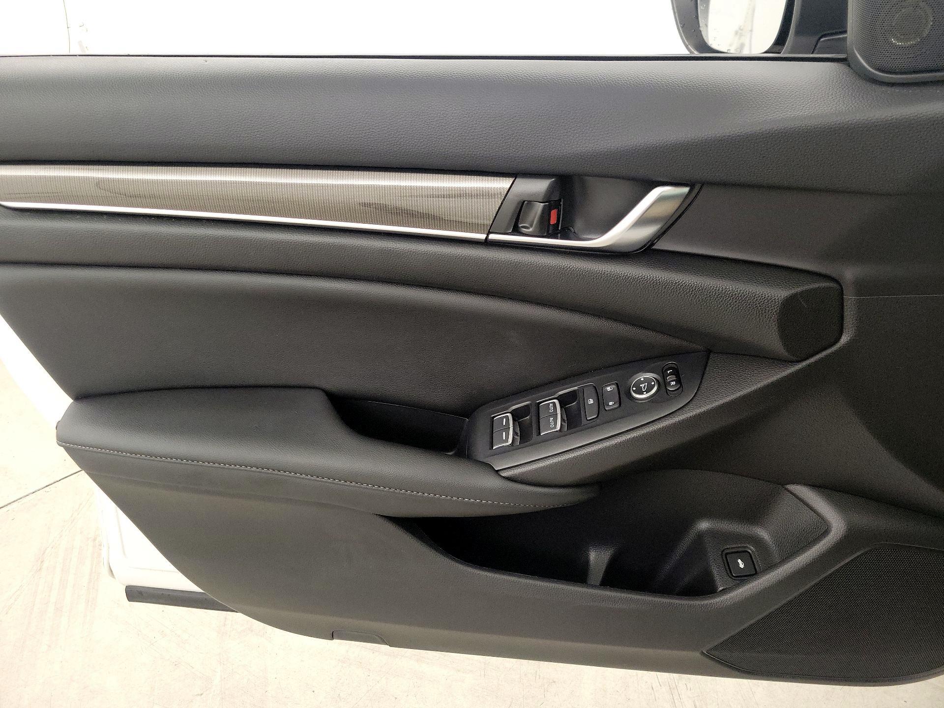 Thumbnail: 2020 Honda Accord - 12