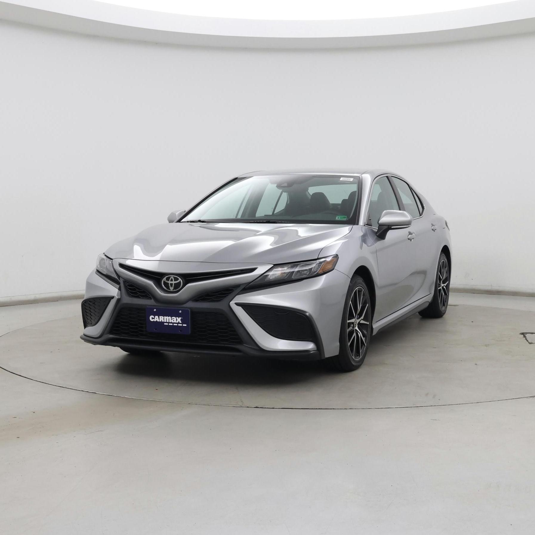 Thumbnail: 2022 Toyota Camry - 4