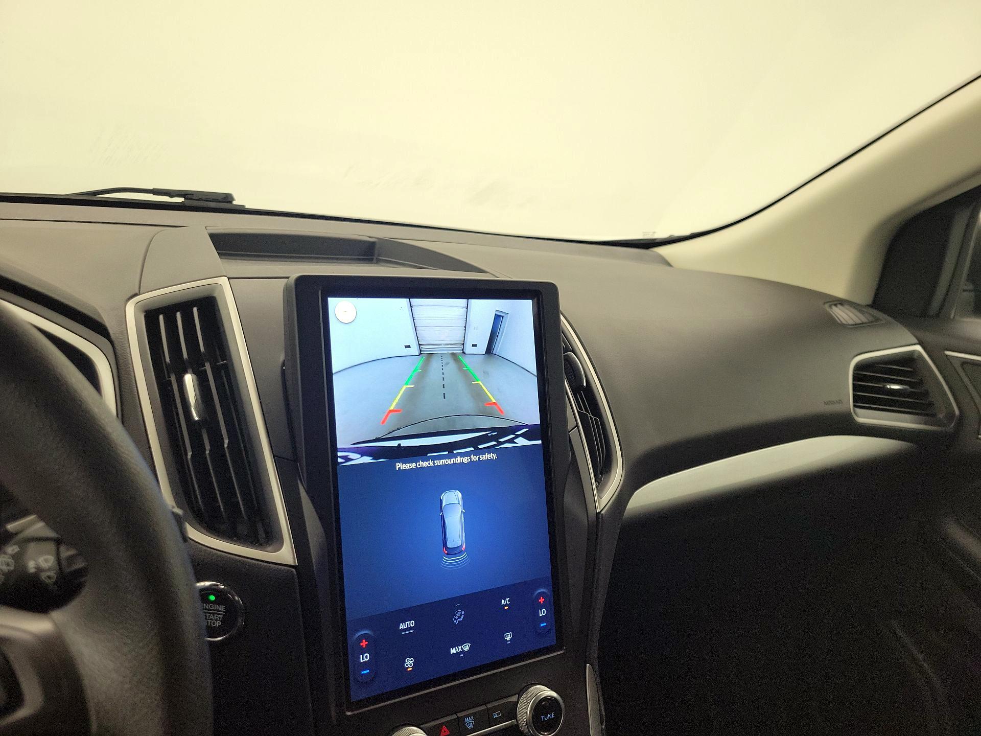 Thumbnail: 2021 Ford Edge - 14