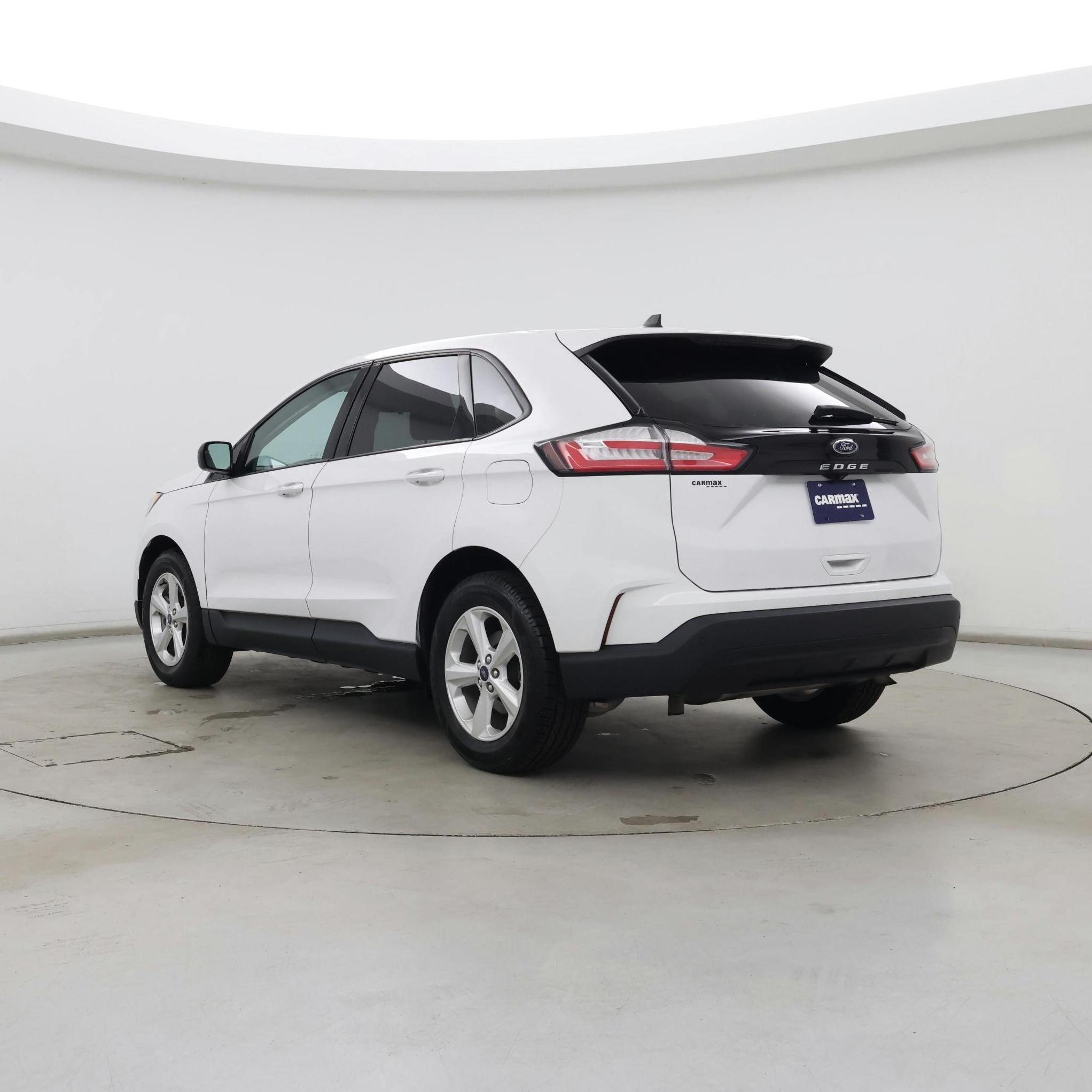 Thumbnail: 2021 Ford Edge - 2