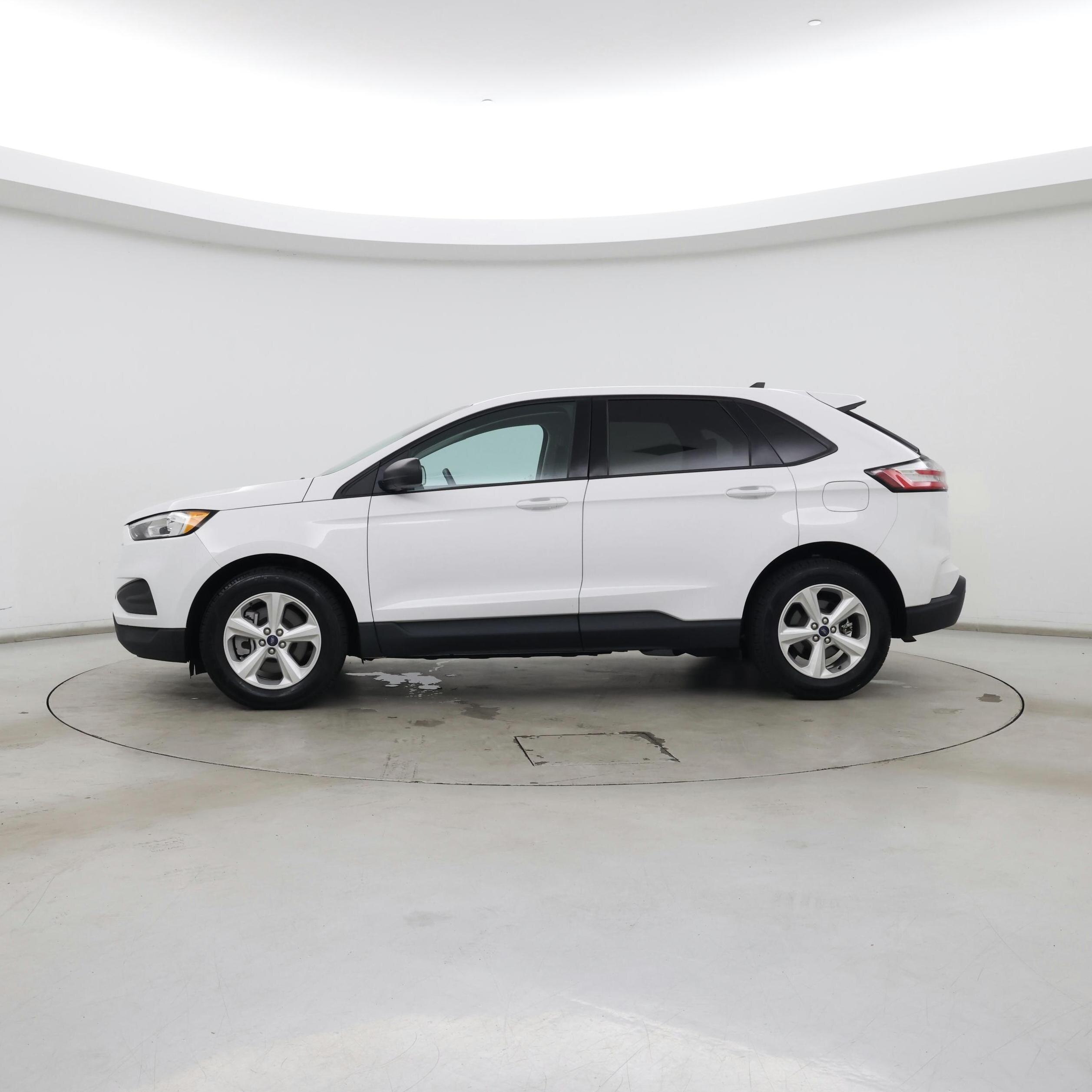 Thumbnail: 2021 Ford Edge - 3