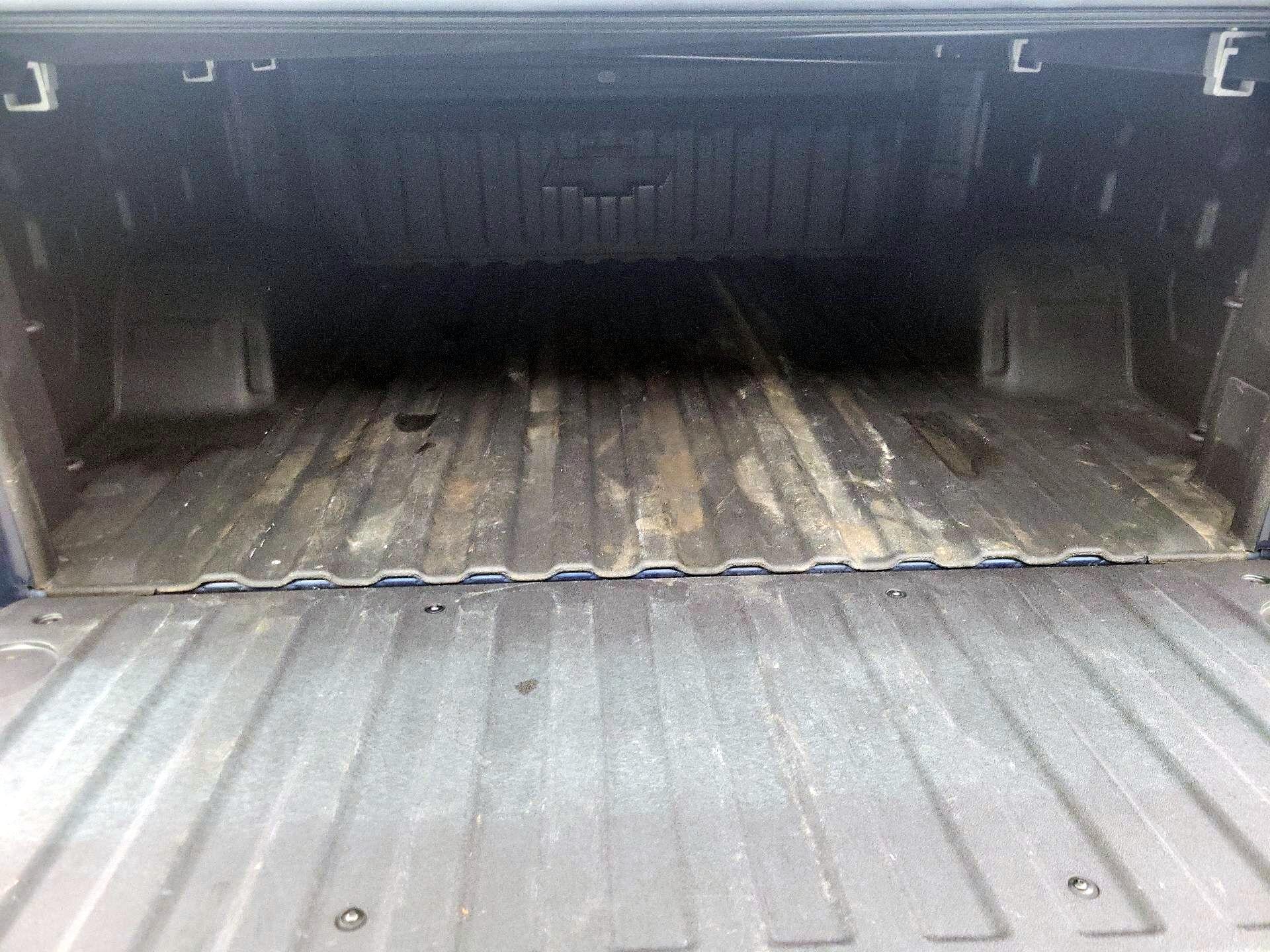 Thumbnail: 2019 Chevrolet Silverado 1500 - 19