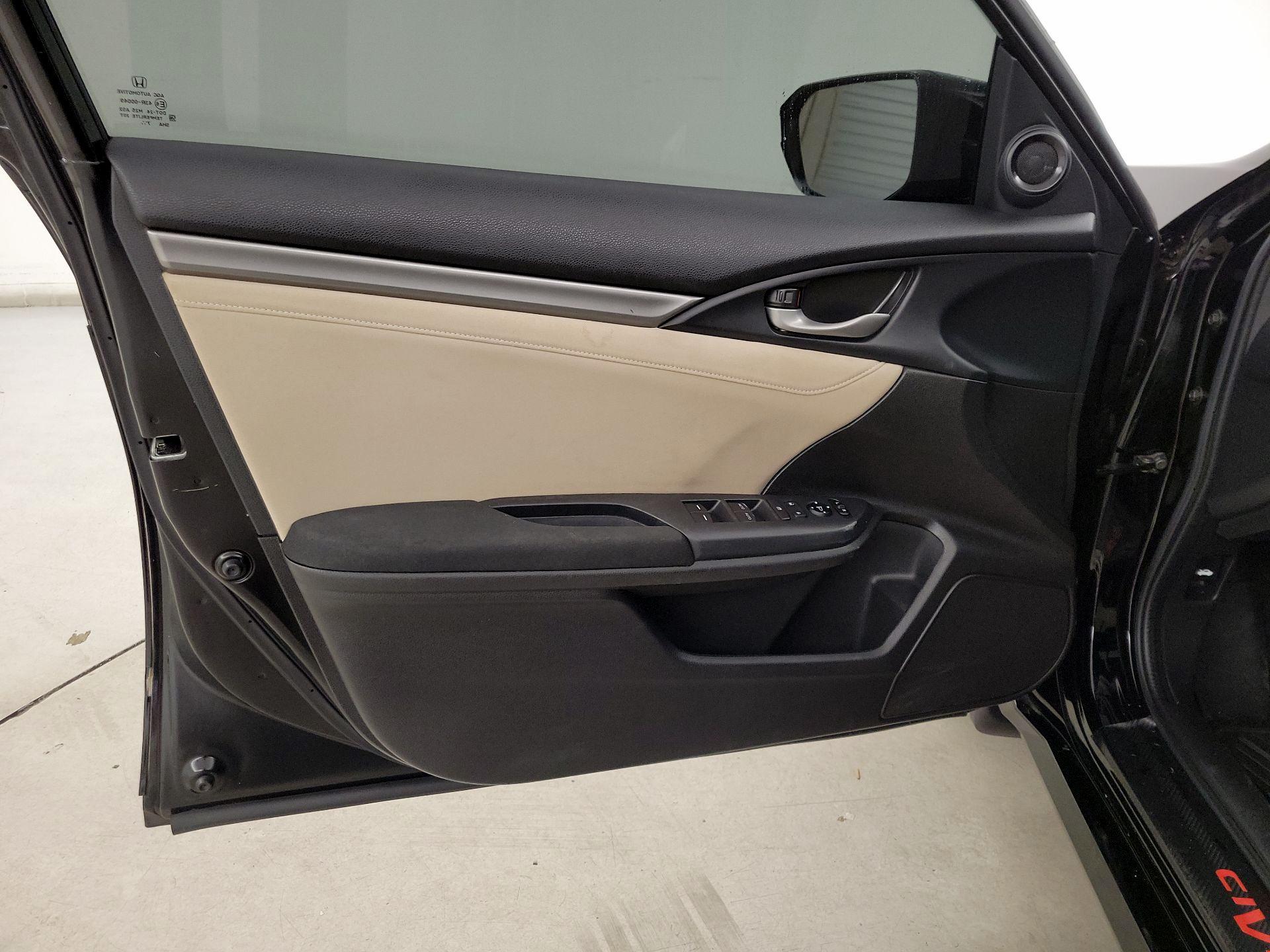 Thumbnail: 2018 Honda Civic - 12