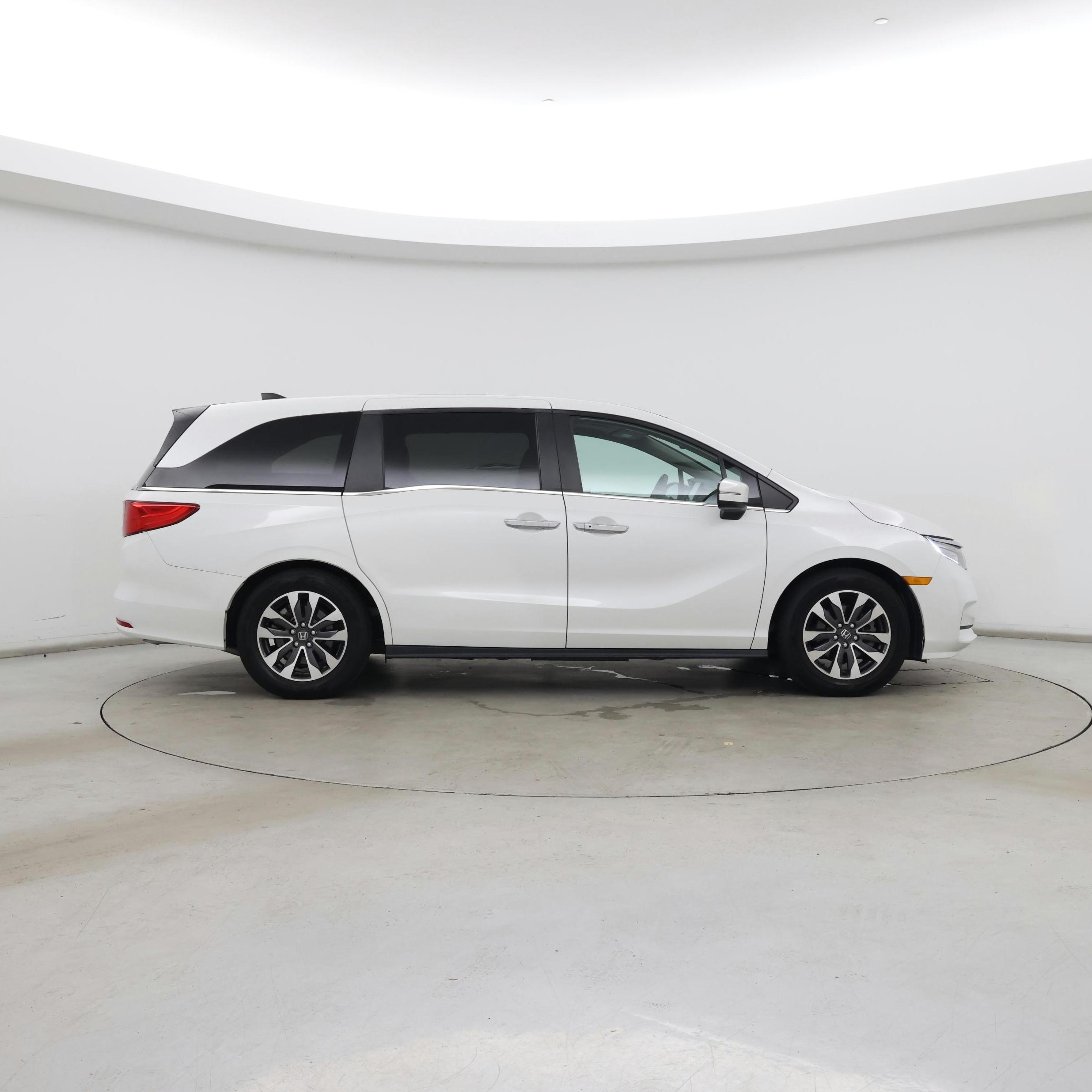 Thumbnail: 2022 Honda Odyssey - 7