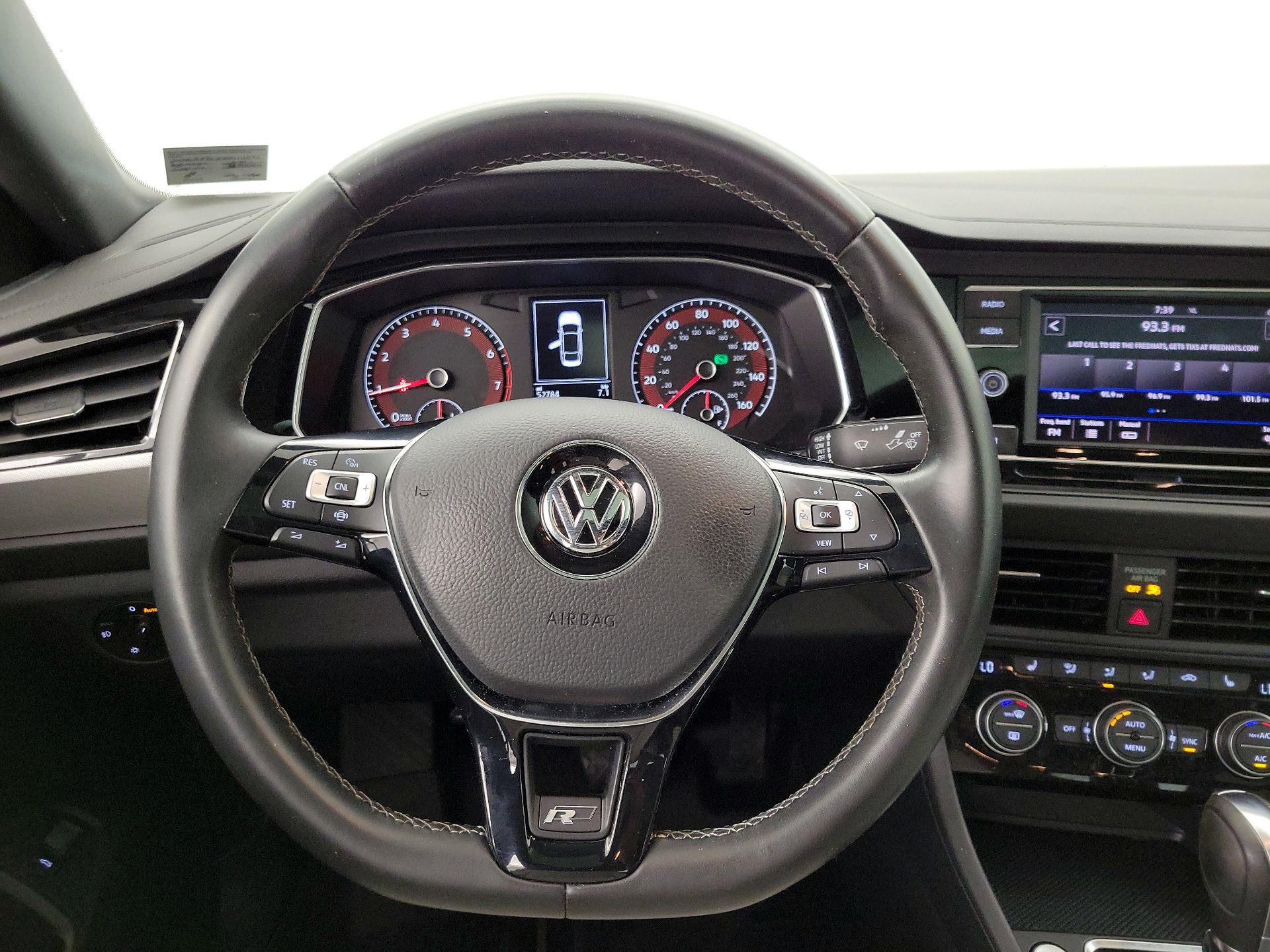 Thumbnail: 2019 Volkswagen Jetta - 10