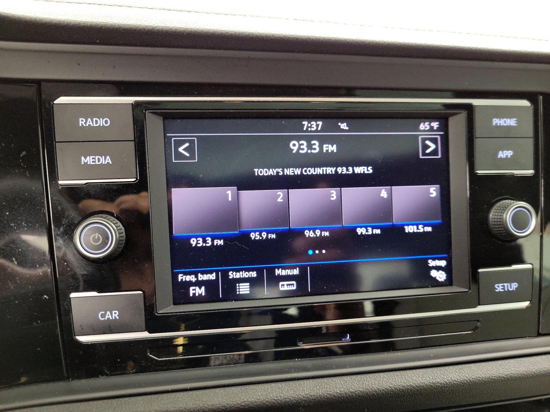 Thumbnail: 2019 Volkswagen Jetta - 15