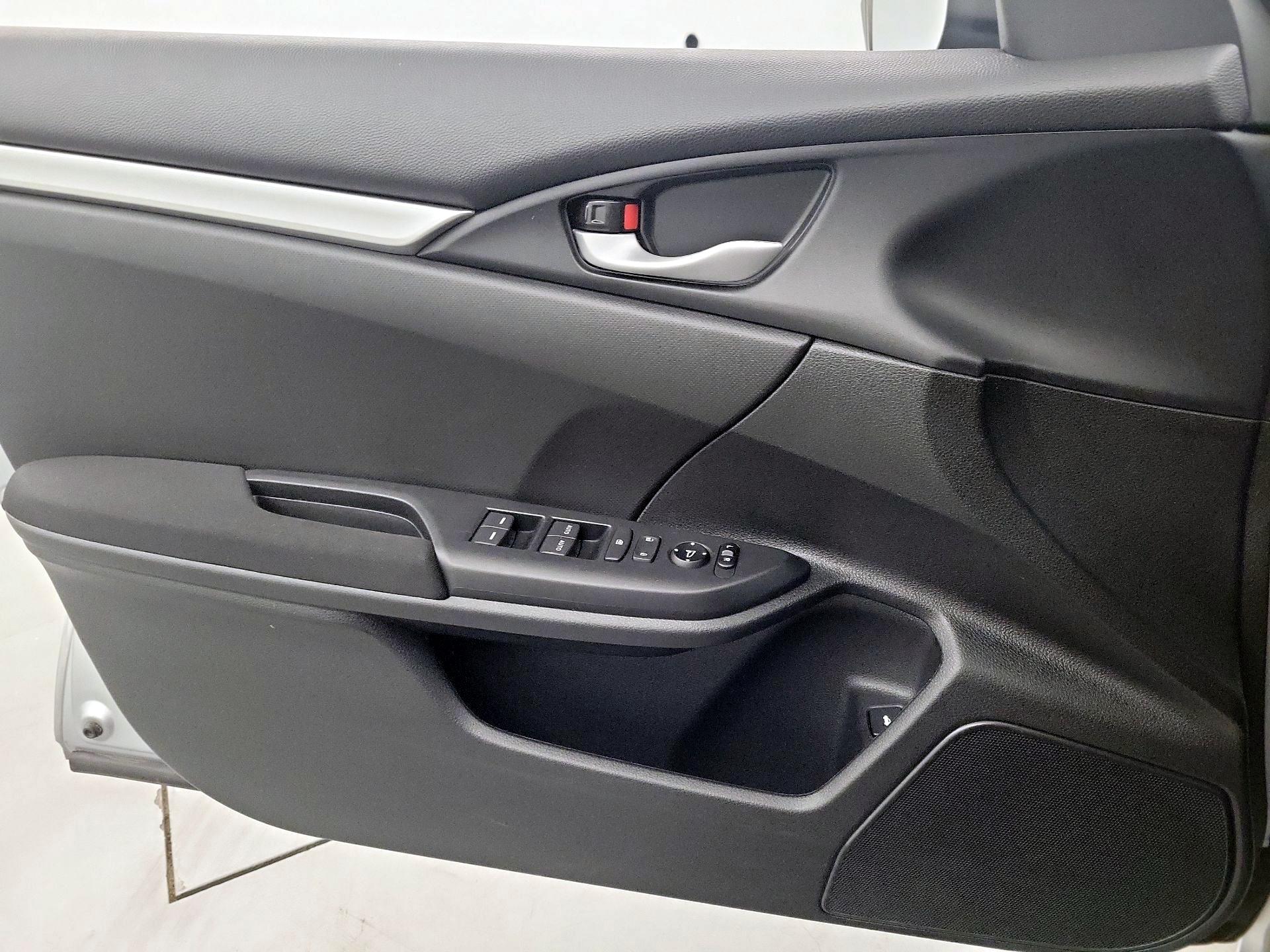 Thumbnail: 2020 Honda Civic - 12
