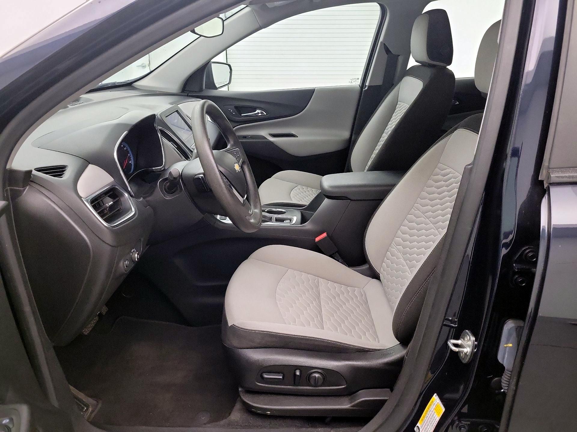 Thumbnail: 2021 Chevrolet Equinox - 11