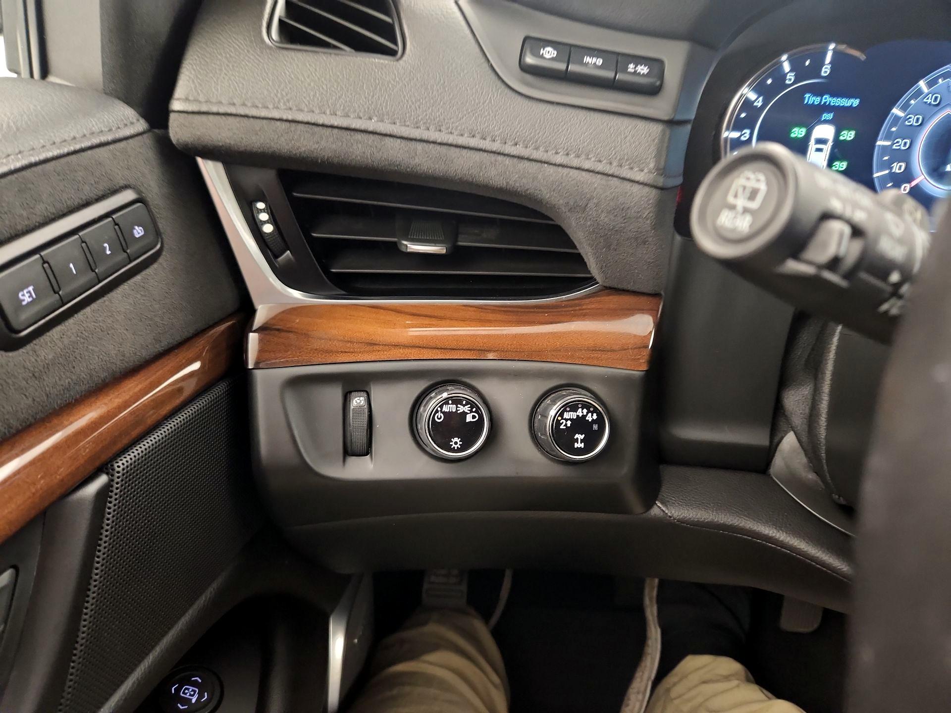Thumbnail: 2020 Cadillac Escalade - 13