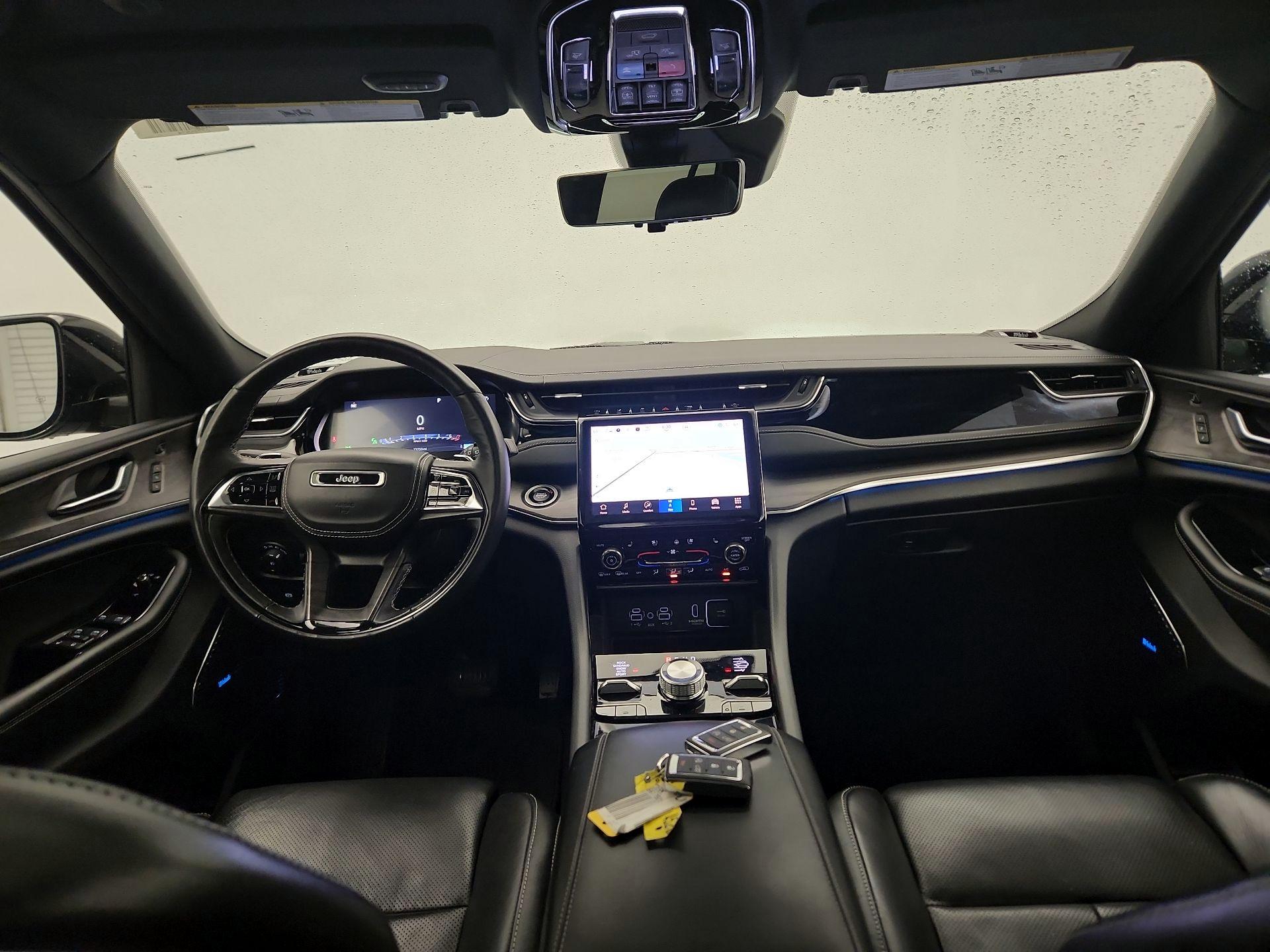 Thumbnail: 2022 Jeep Grand Cherokee - 9