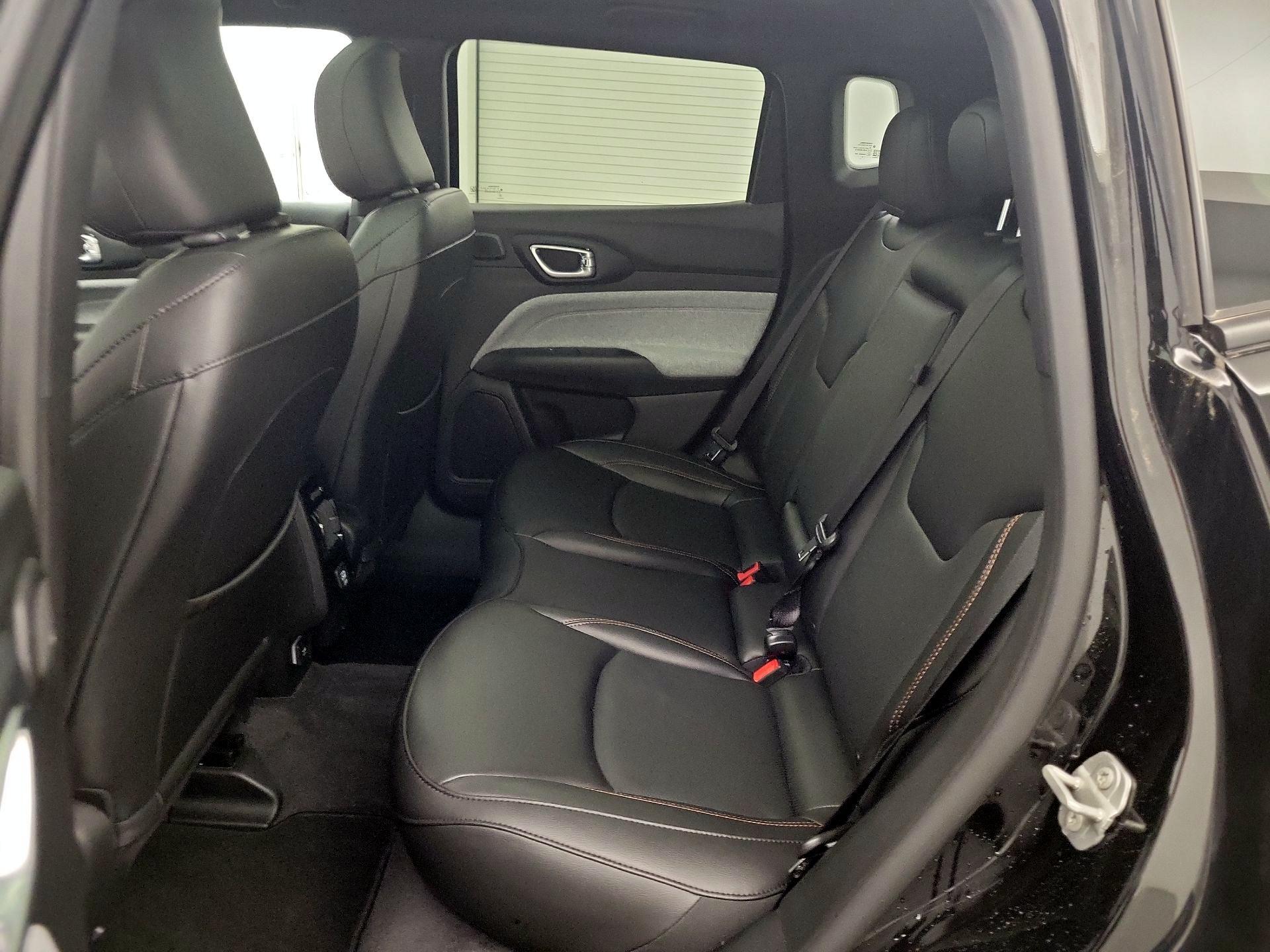 Thumbnail: 2023 Jeep Compass - 20