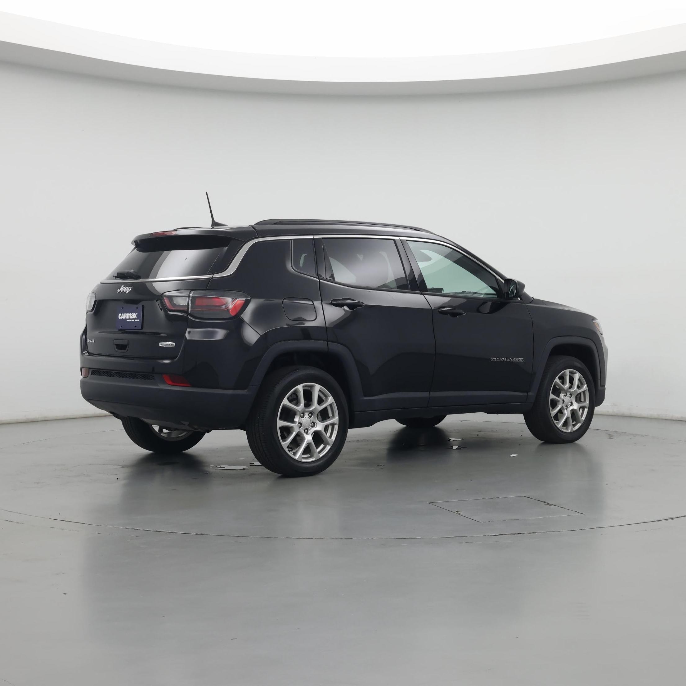 Thumbnail: 2023 Jeep Compass - 8