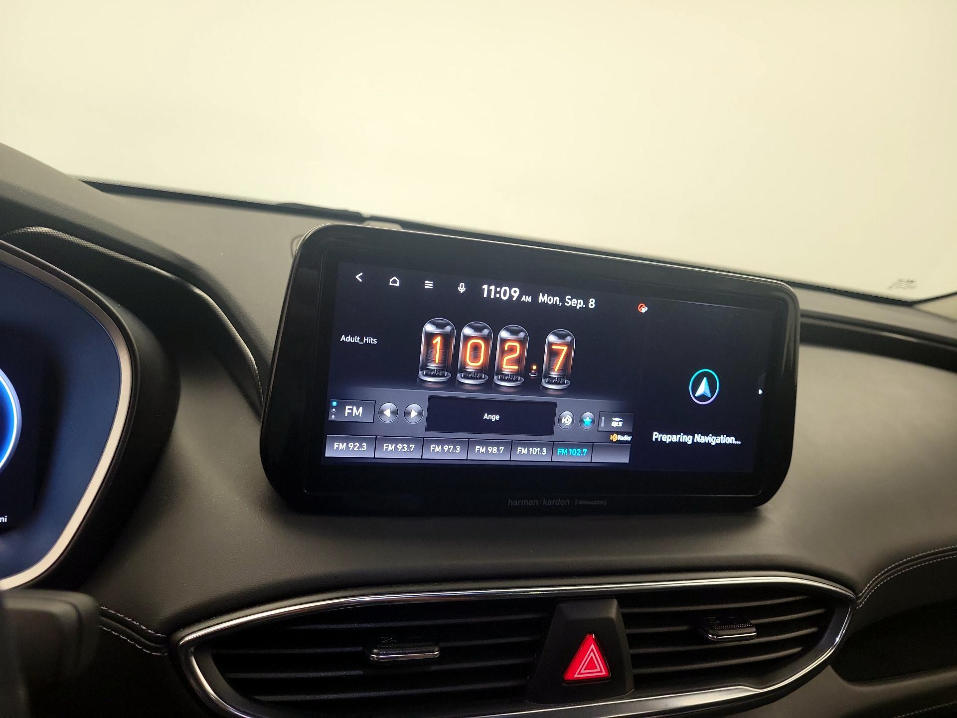 Thumbnail: 2022 Hyundai Santa Fe - 16