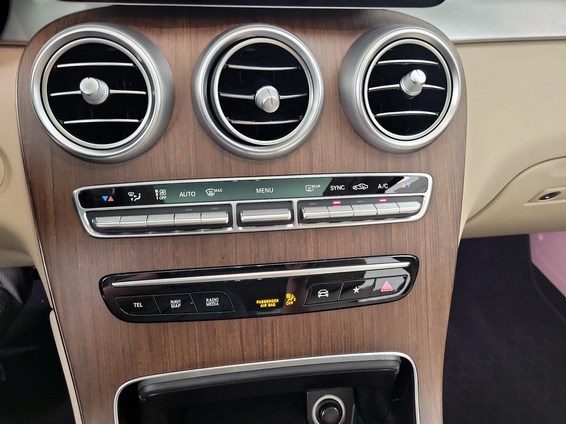 Thumbnail: 2021 Mercedes-Benz GLC - 16