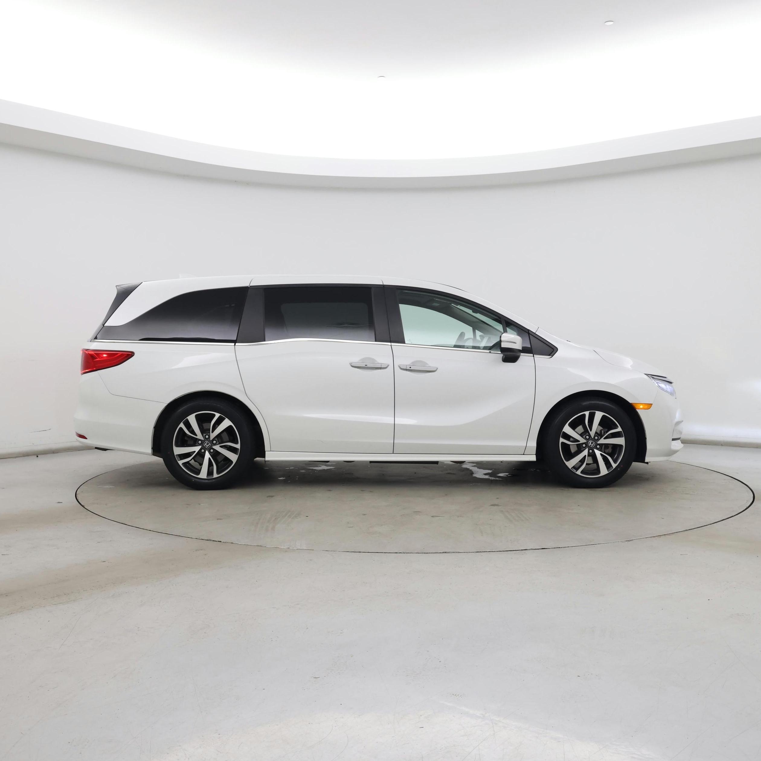 Thumbnail: 2022 Honda Odyssey - 7