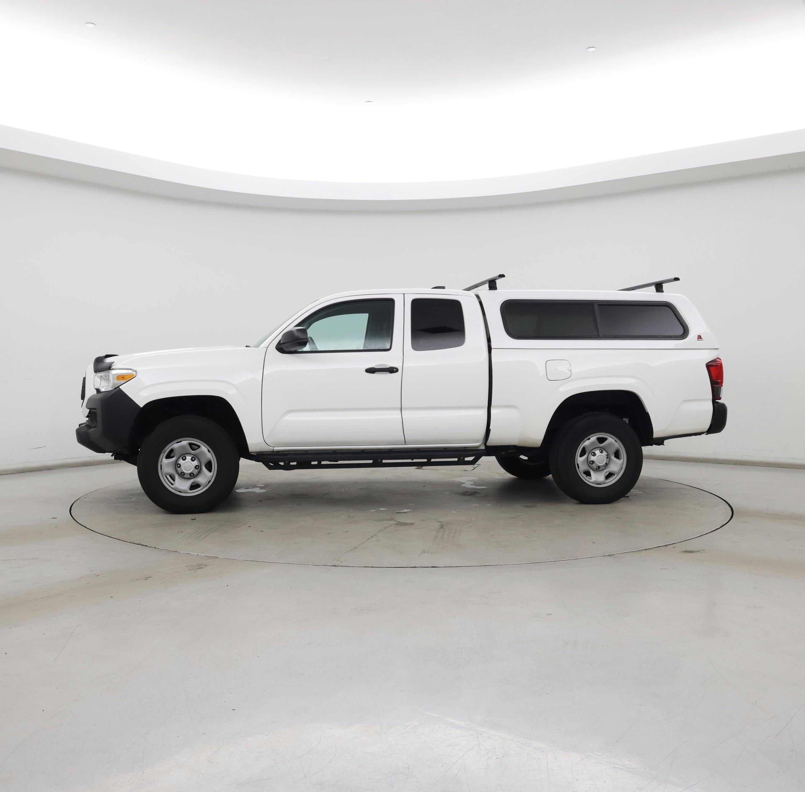 Thumbnail: 2022 Toyota Tacoma - 3