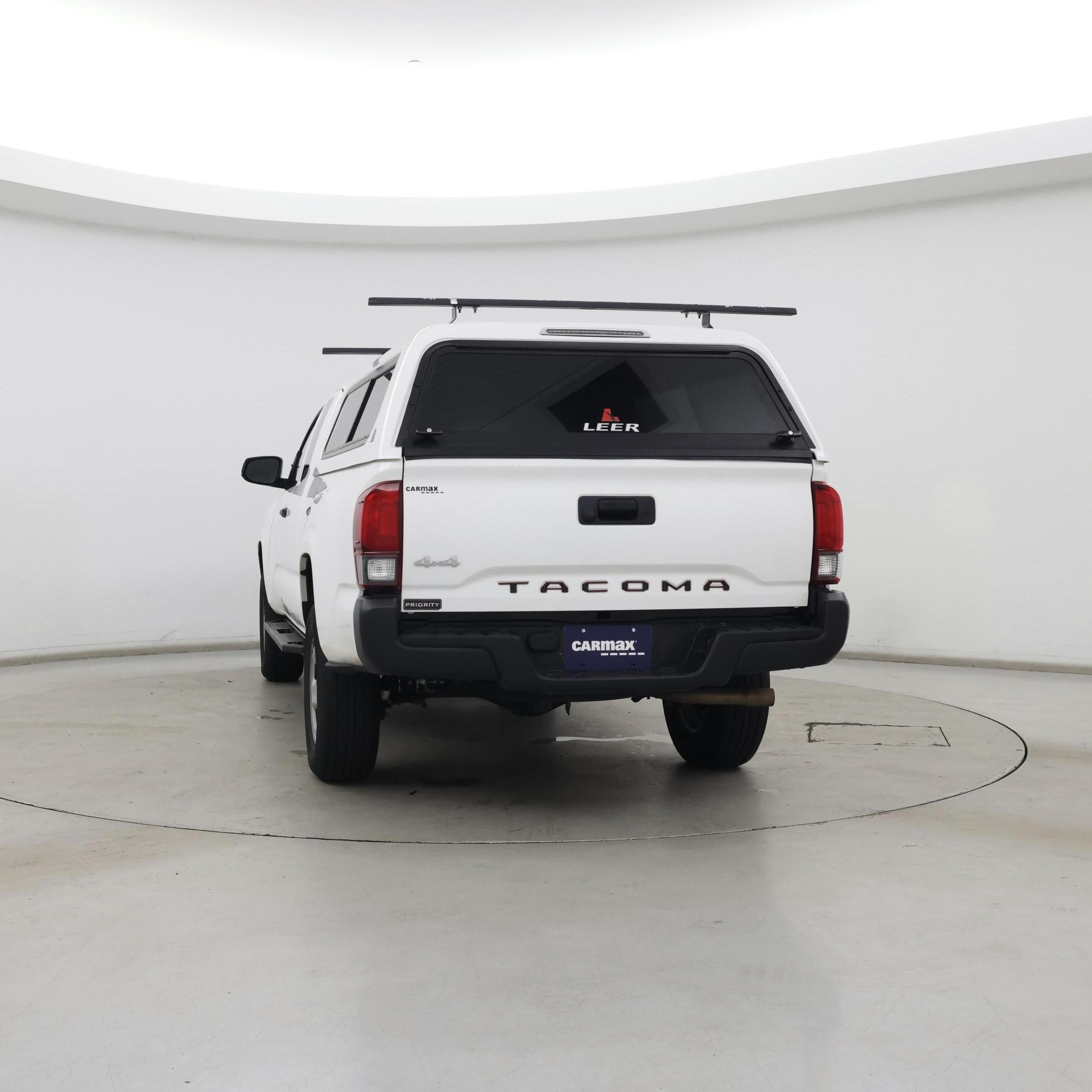 Thumbnail: 2022 Toyota Tacoma - 6