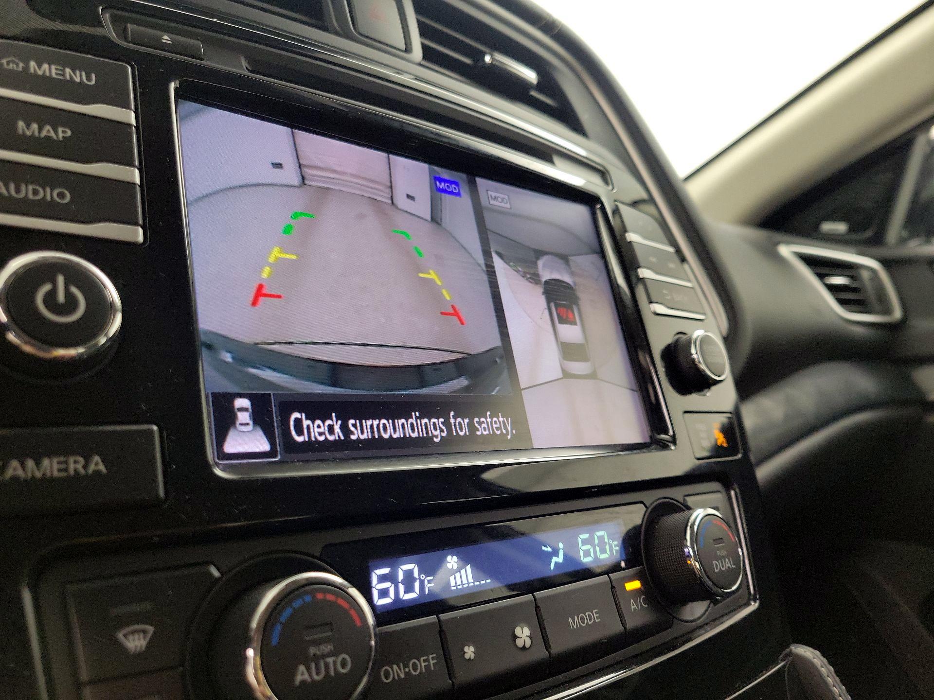 Thumbnail: 2019 Nissan Maxima - 15