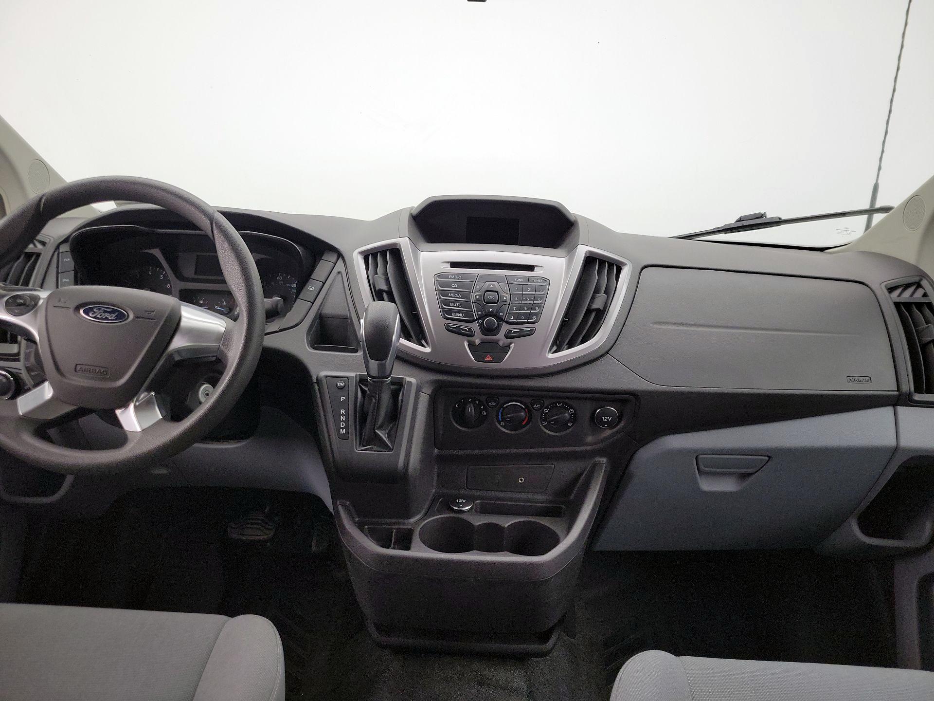Thumbnail: 2015 Ford Transit Series - 9