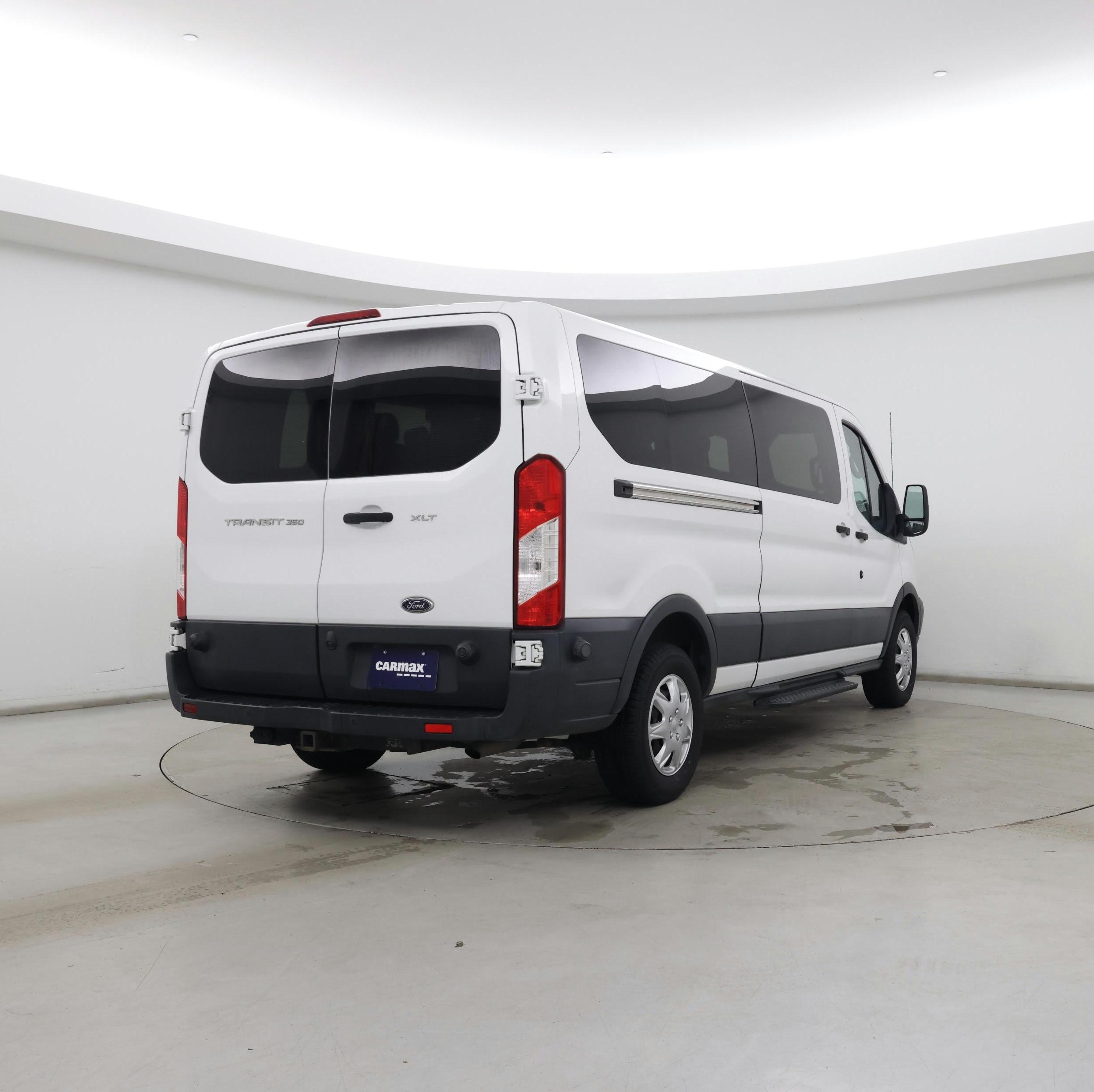 Thumbnail: 2015 Ford Transit Series - 8