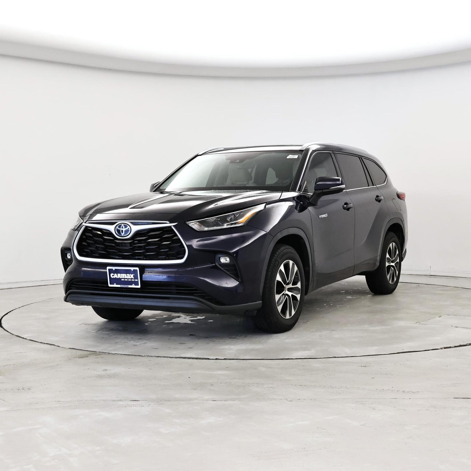 Thumbnail: 2021 Toyota Highlander - 4