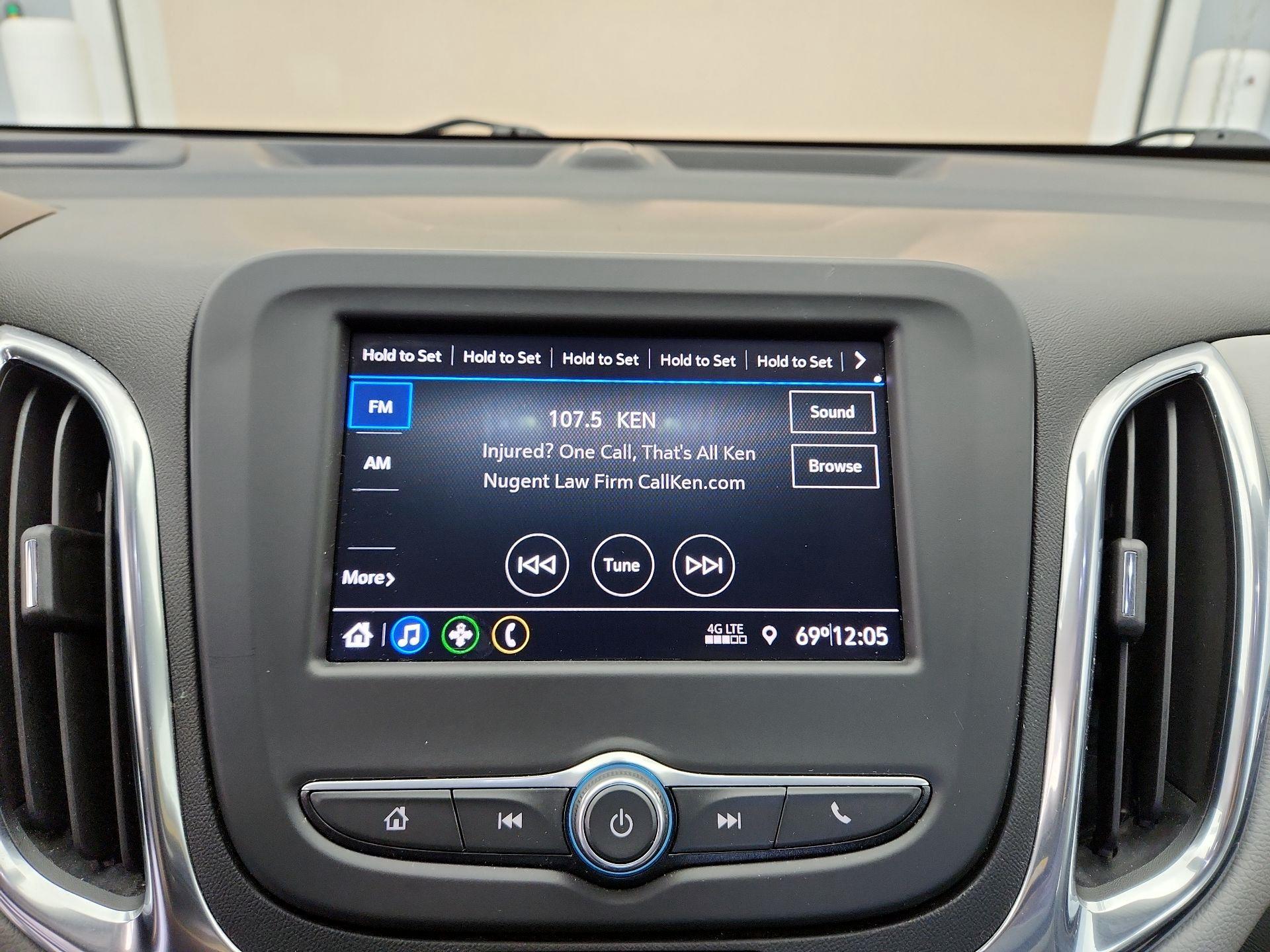 Thumbnail: 2021 Chevrolet Equinox - 15