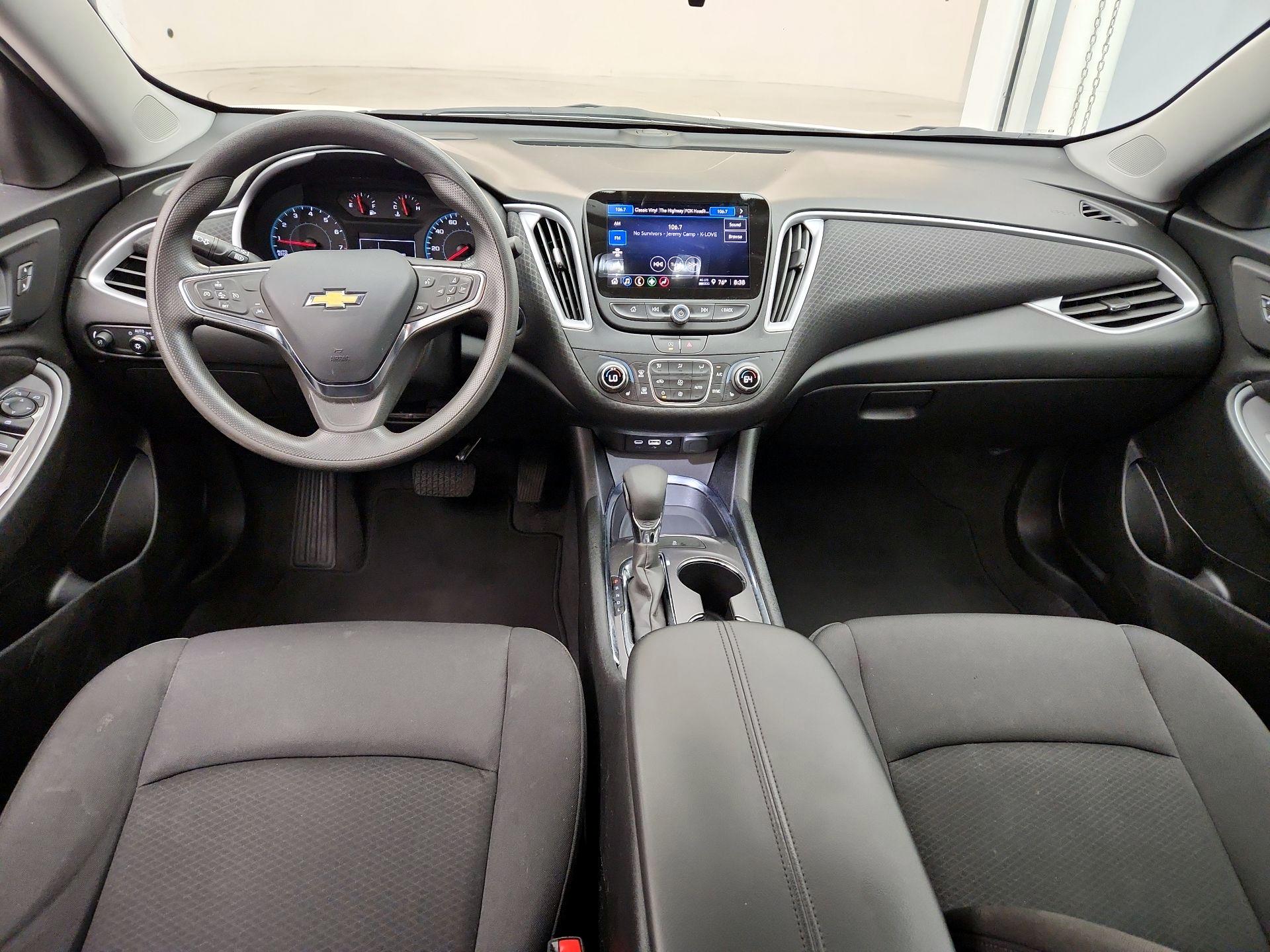 Thumbnail: 2023 Chevrolet Malibu - 9