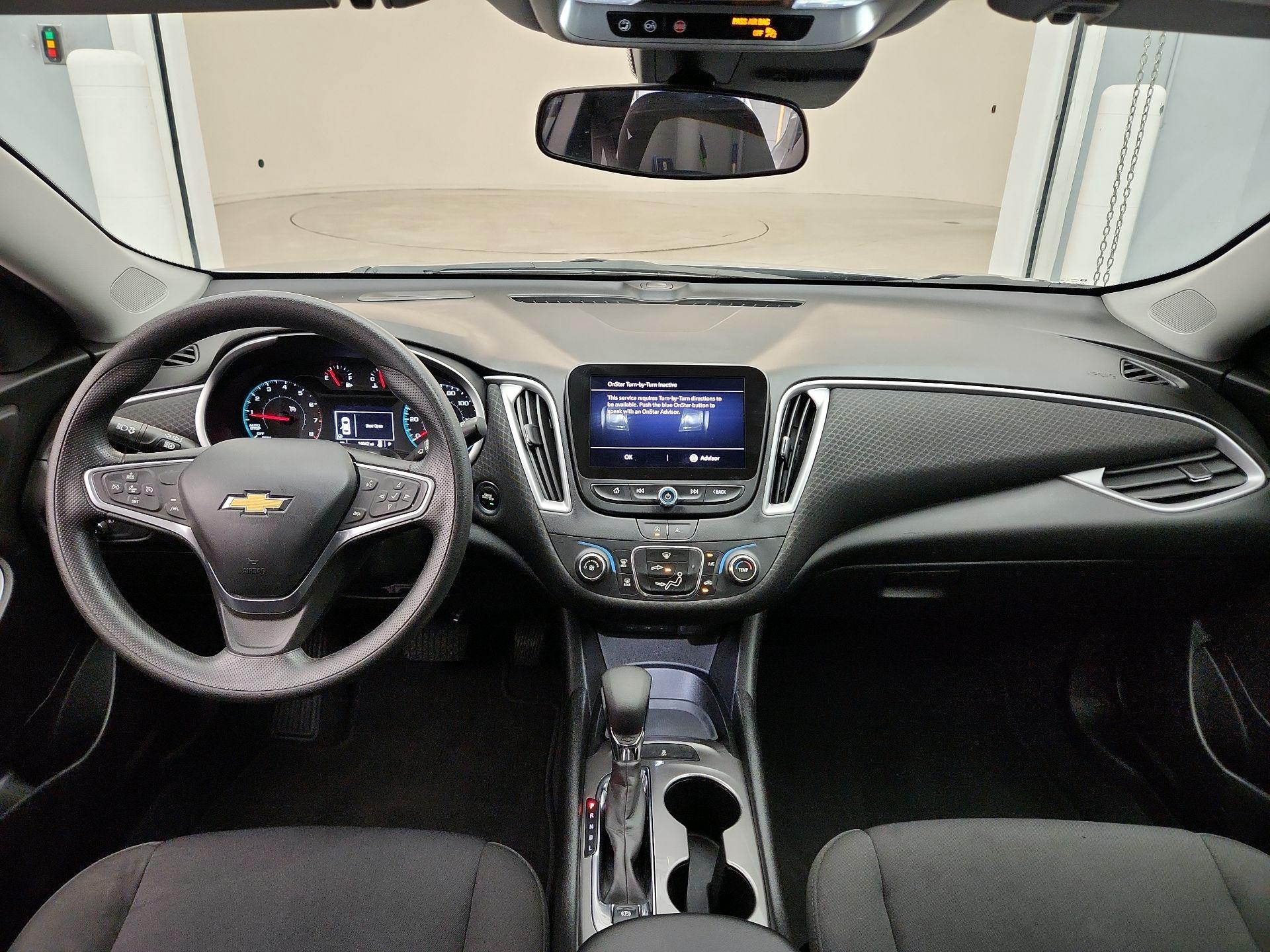 Thumbnail: 2023 Chevrolet Malibu - 9