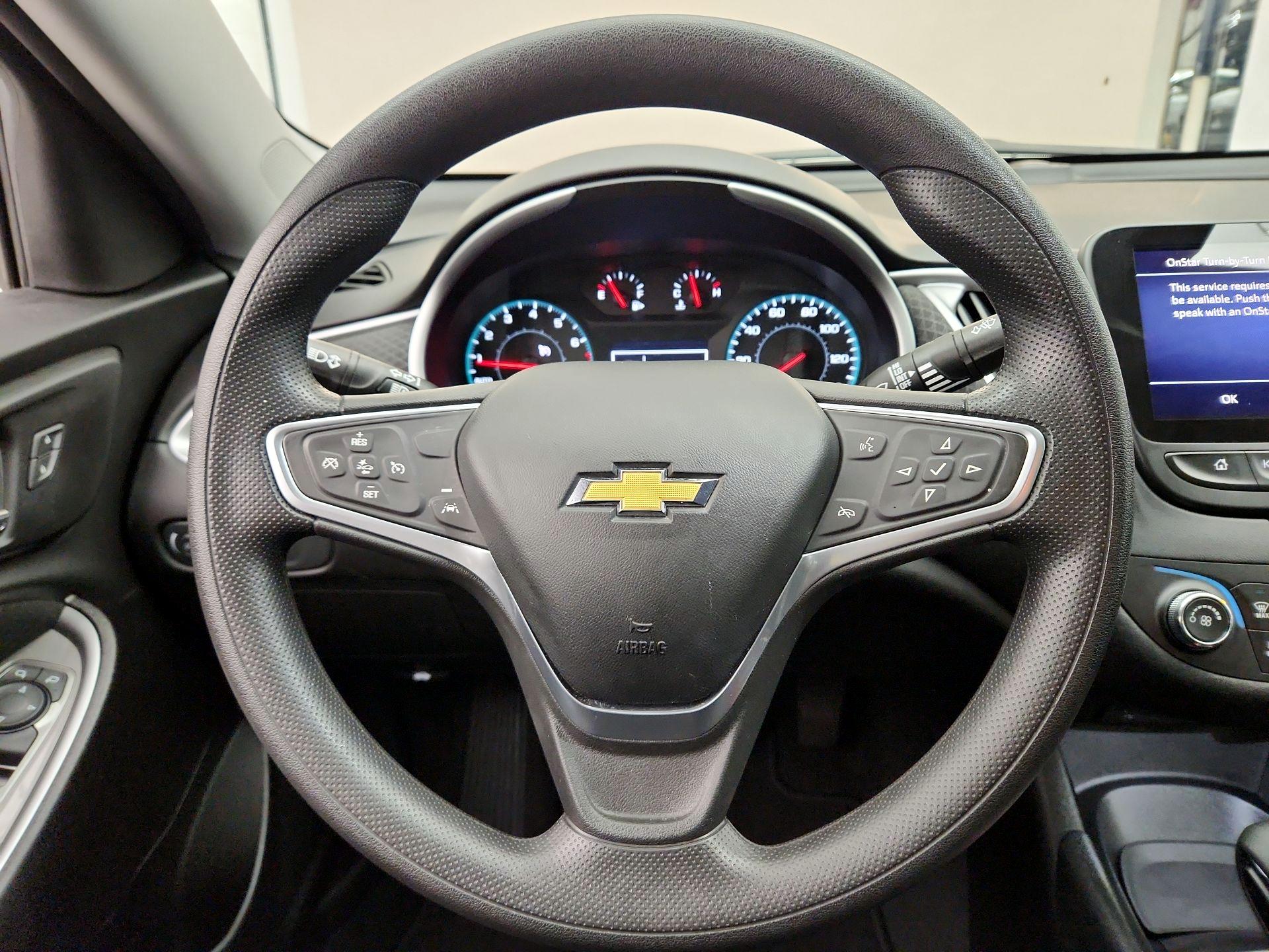 Thumbnail: 2023 Chevrolet Malibu - 10