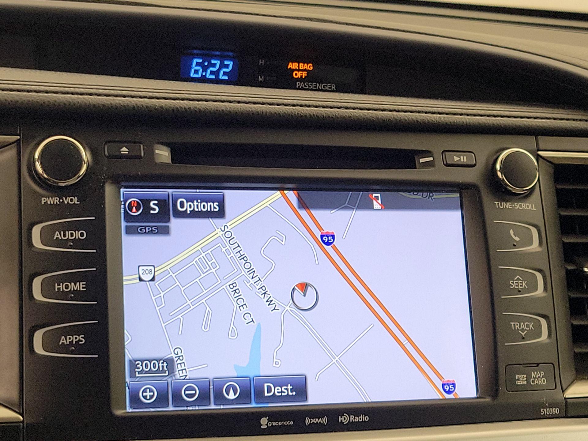 Thumbnail: 2019 Toyota Highlander - 14