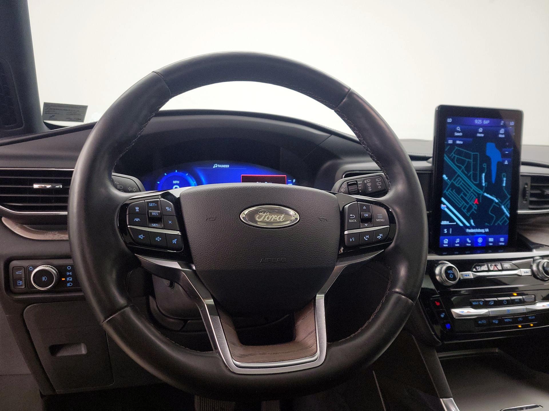 Thumbnail: 2022 Ford Explorer - 10