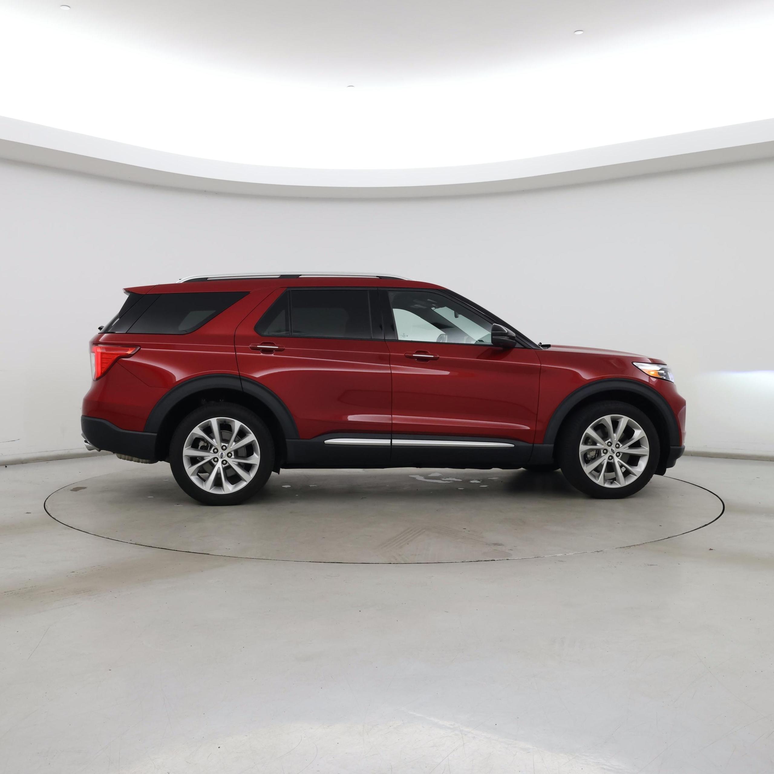 Thumbnail: 2022 Ford Explorer - 7