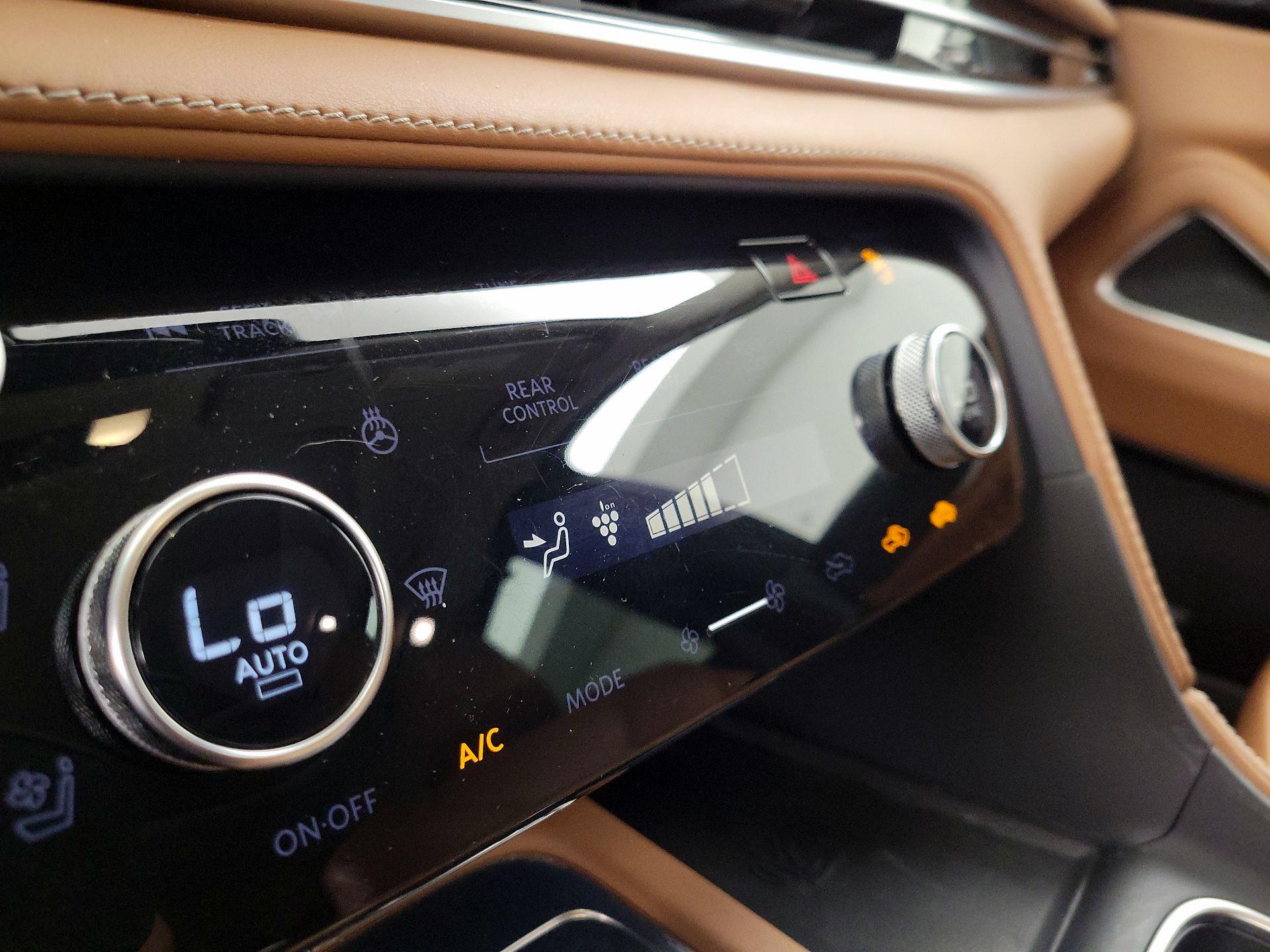 Thumbnail: 2023 INFINITI QX60 - 17