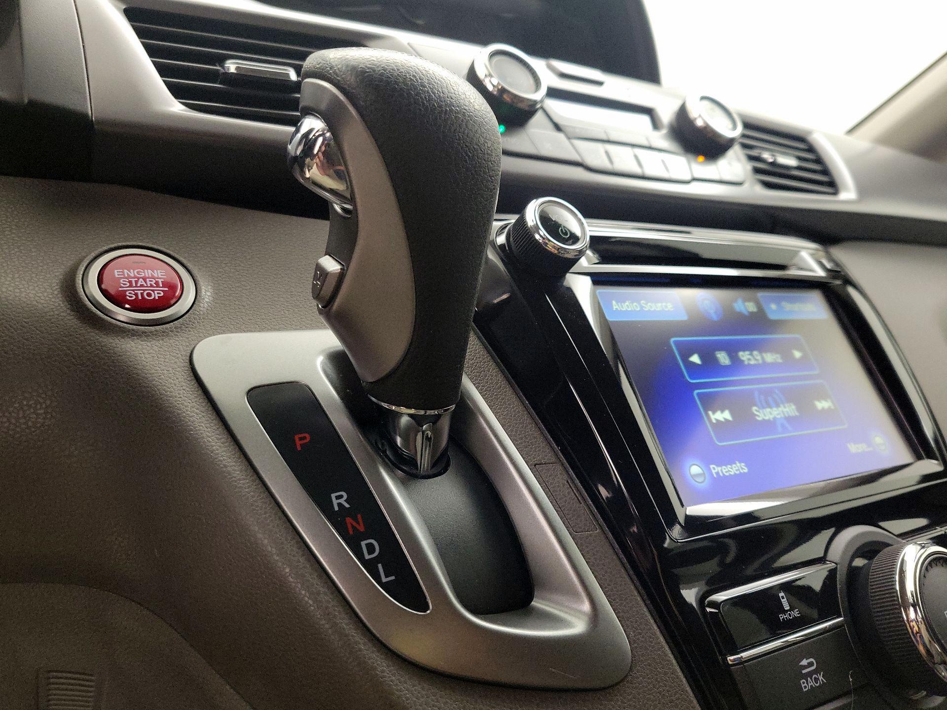 Thumbnail: 2014 Honda Odyssey - 17