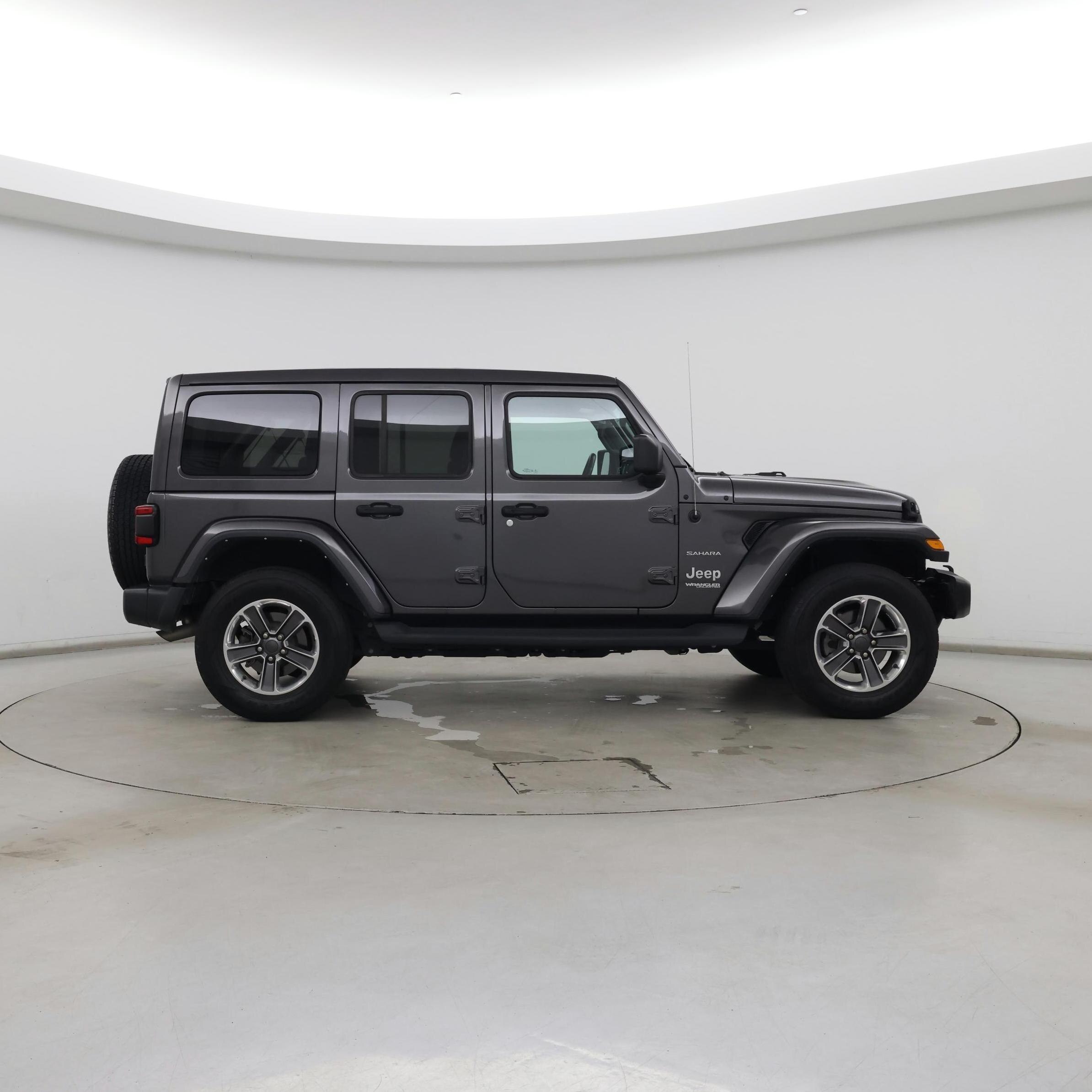 Thumbnail: 2021 Jeep Wrangler - 7