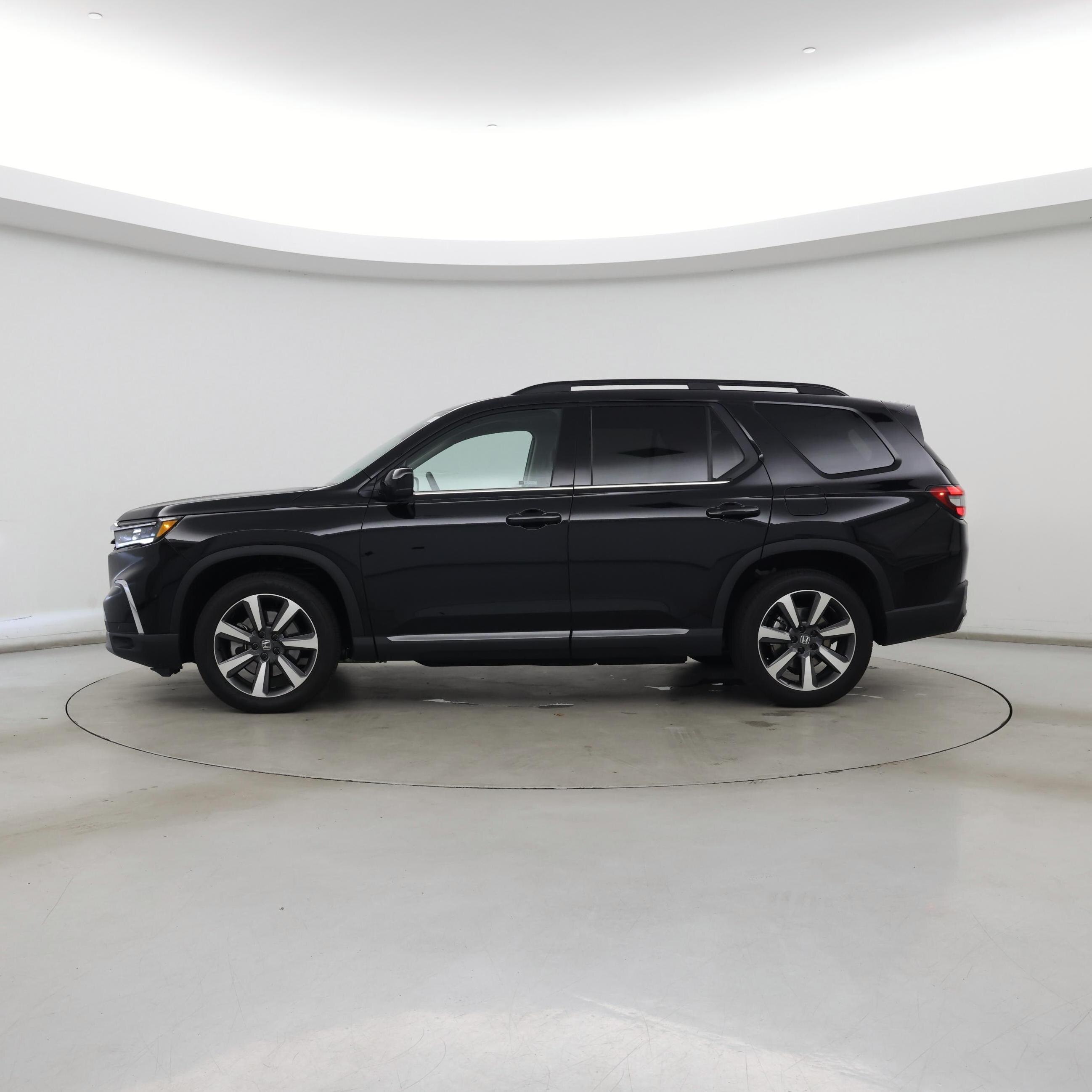 Thumbnail: 2025 Honda Pilot - 3