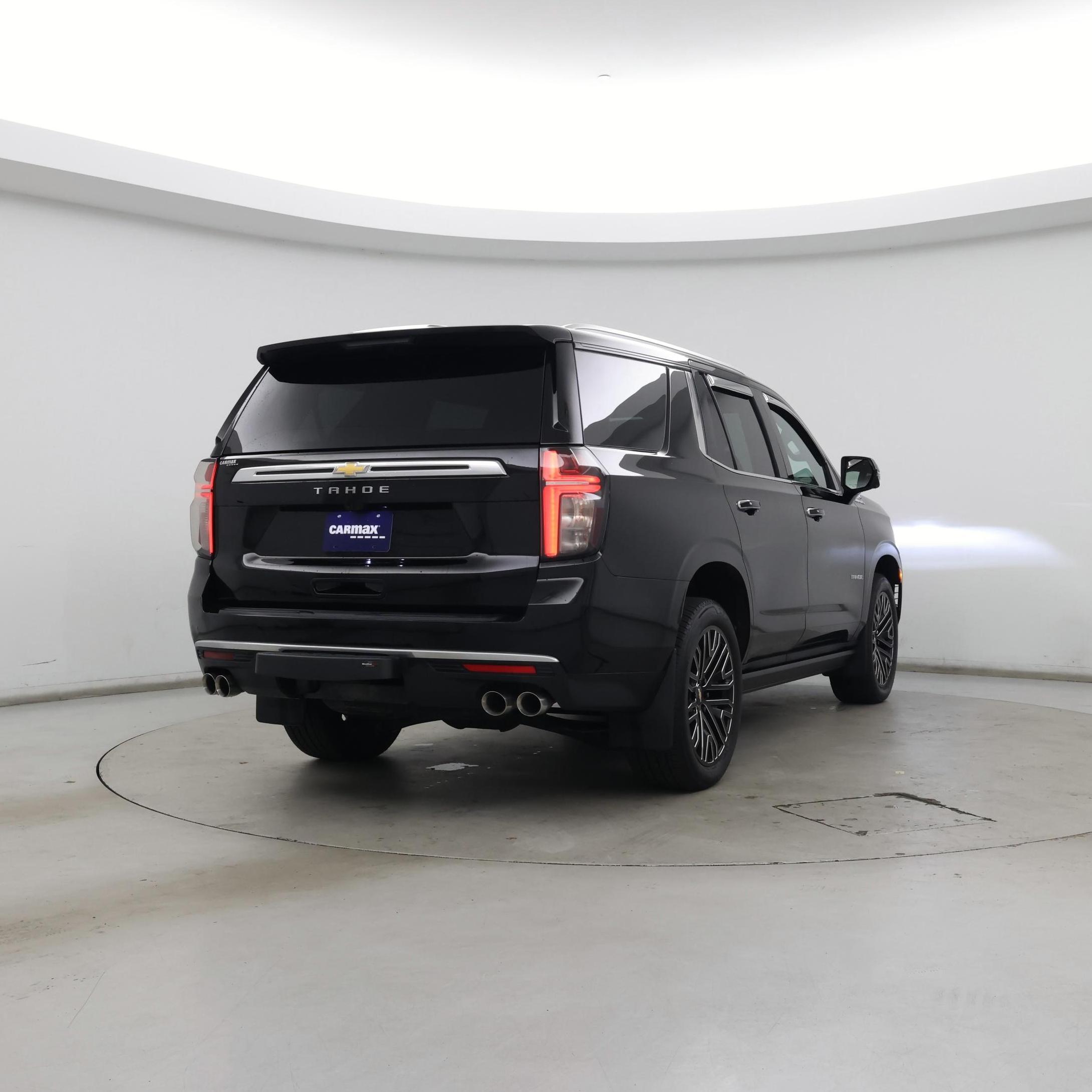 Thumbnail: 2023 Chevrolet Tahoe - 8