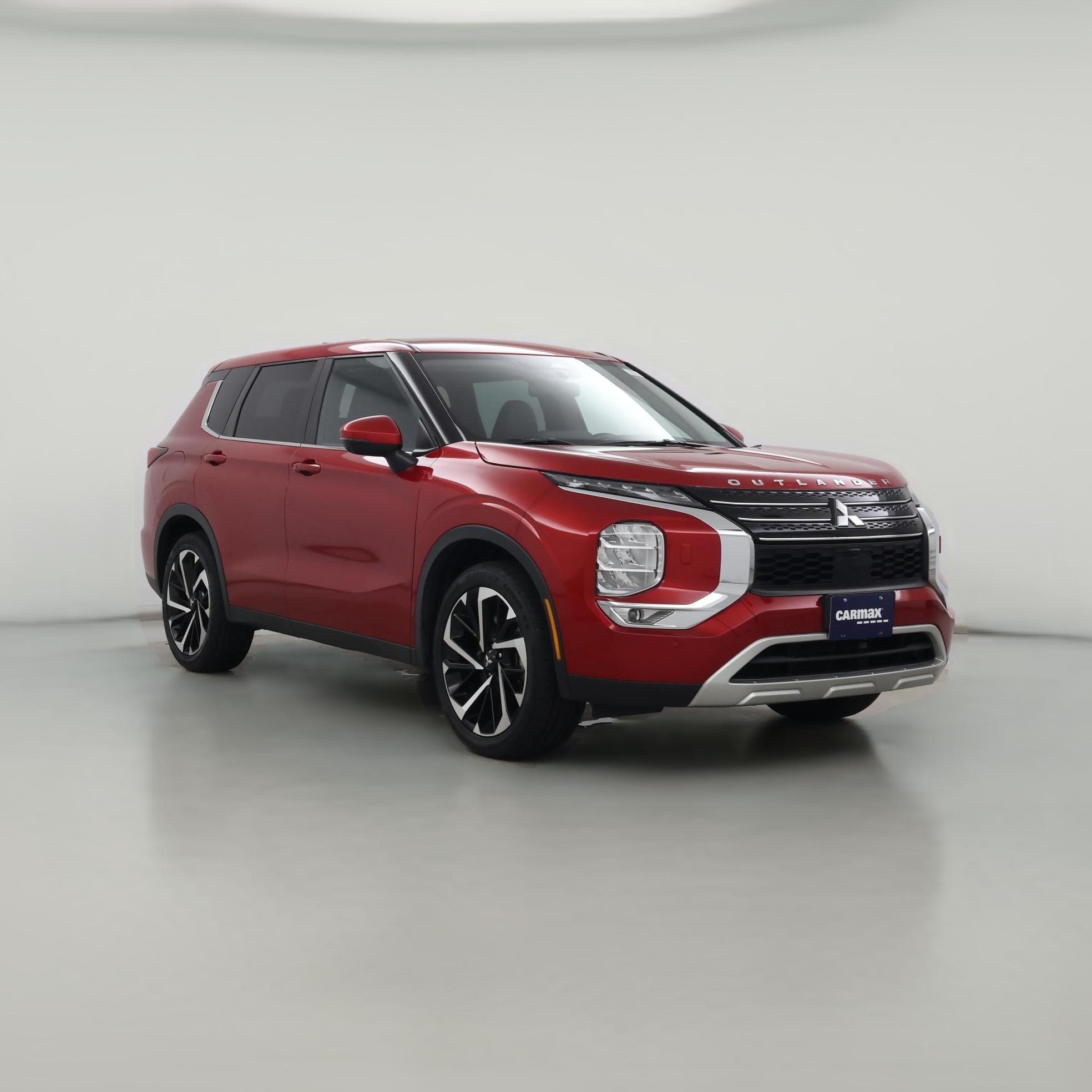 Thumbnail: 2022 Mitsubishi Outlander - 1