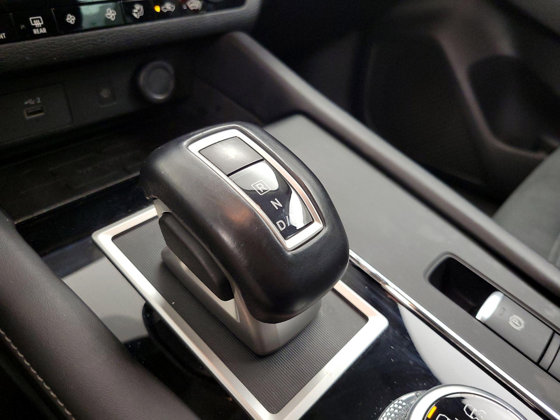 Thumbnail: 2022 Mitsubishi Outlander - 18