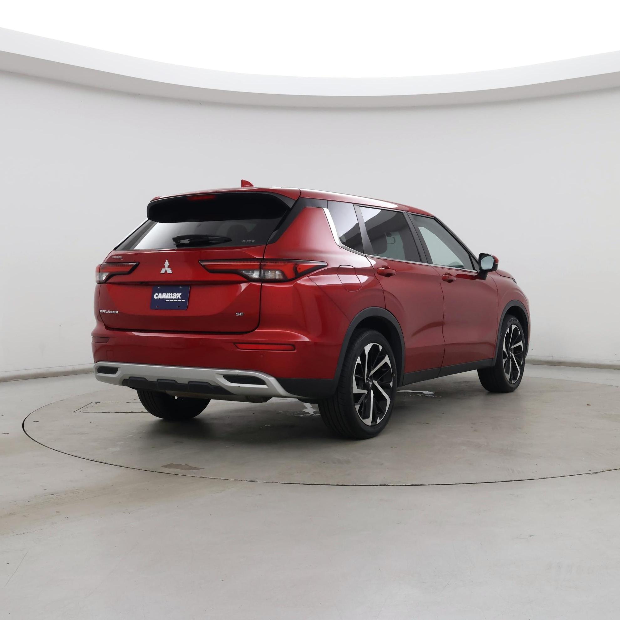 Thumbnail: 2022 Mitsubishi Outlander - 8