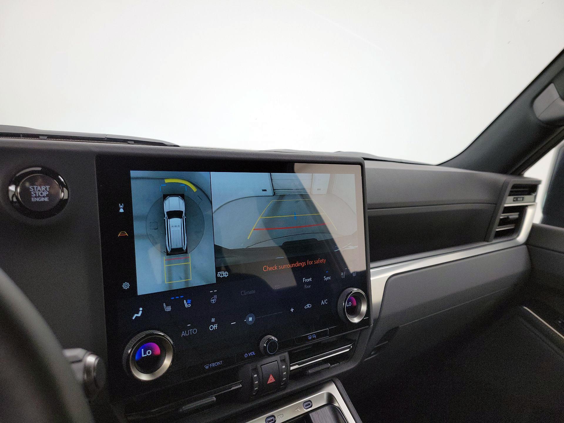 Thumbnail: 2024 Lexus GX - 14