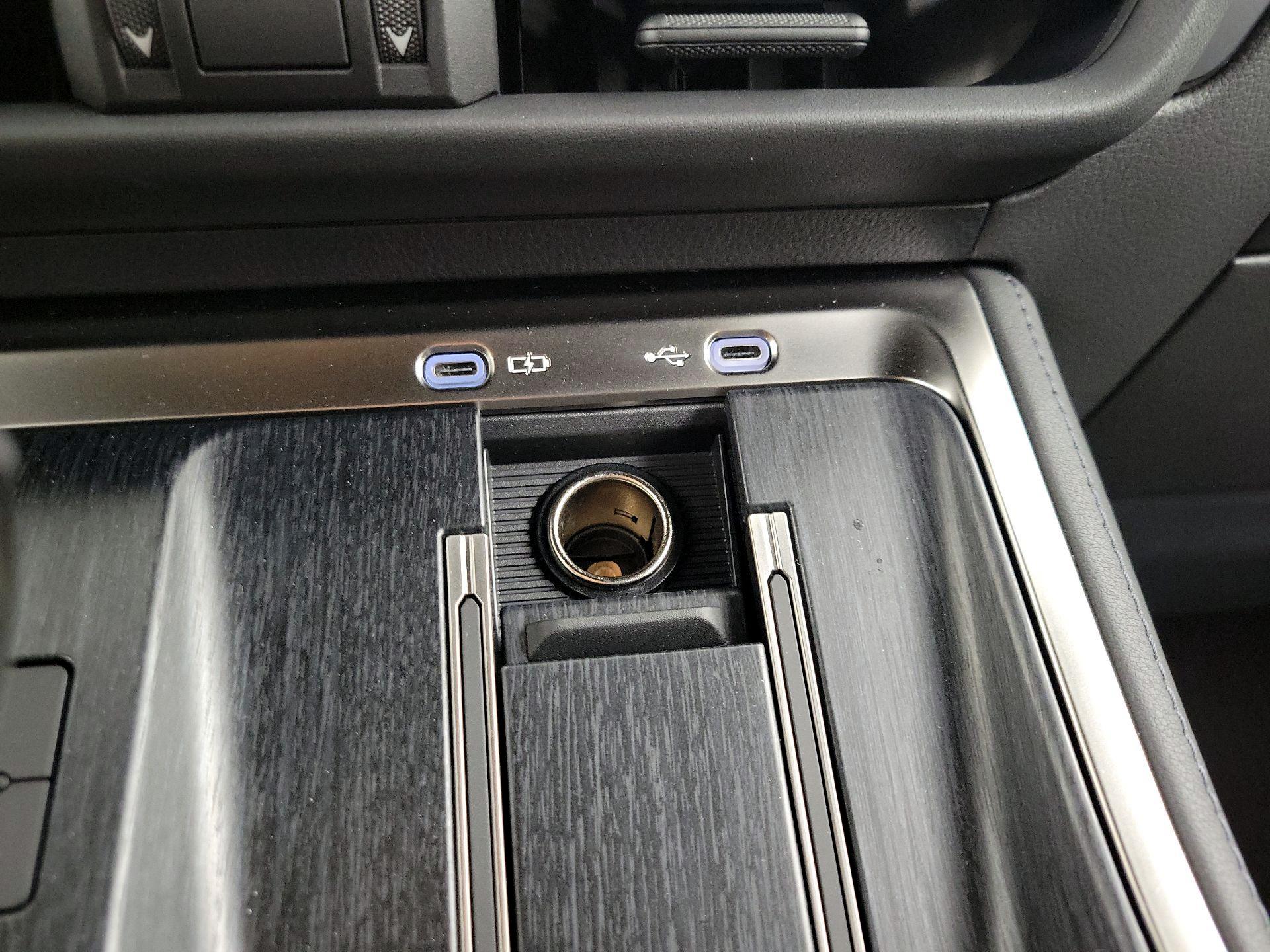 Thumbnail: 2024 Lexus GX - 18