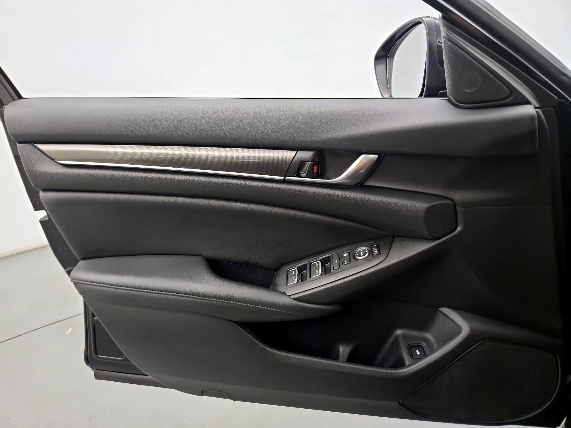 Thumbnail: 2022 Honda Accord - 12